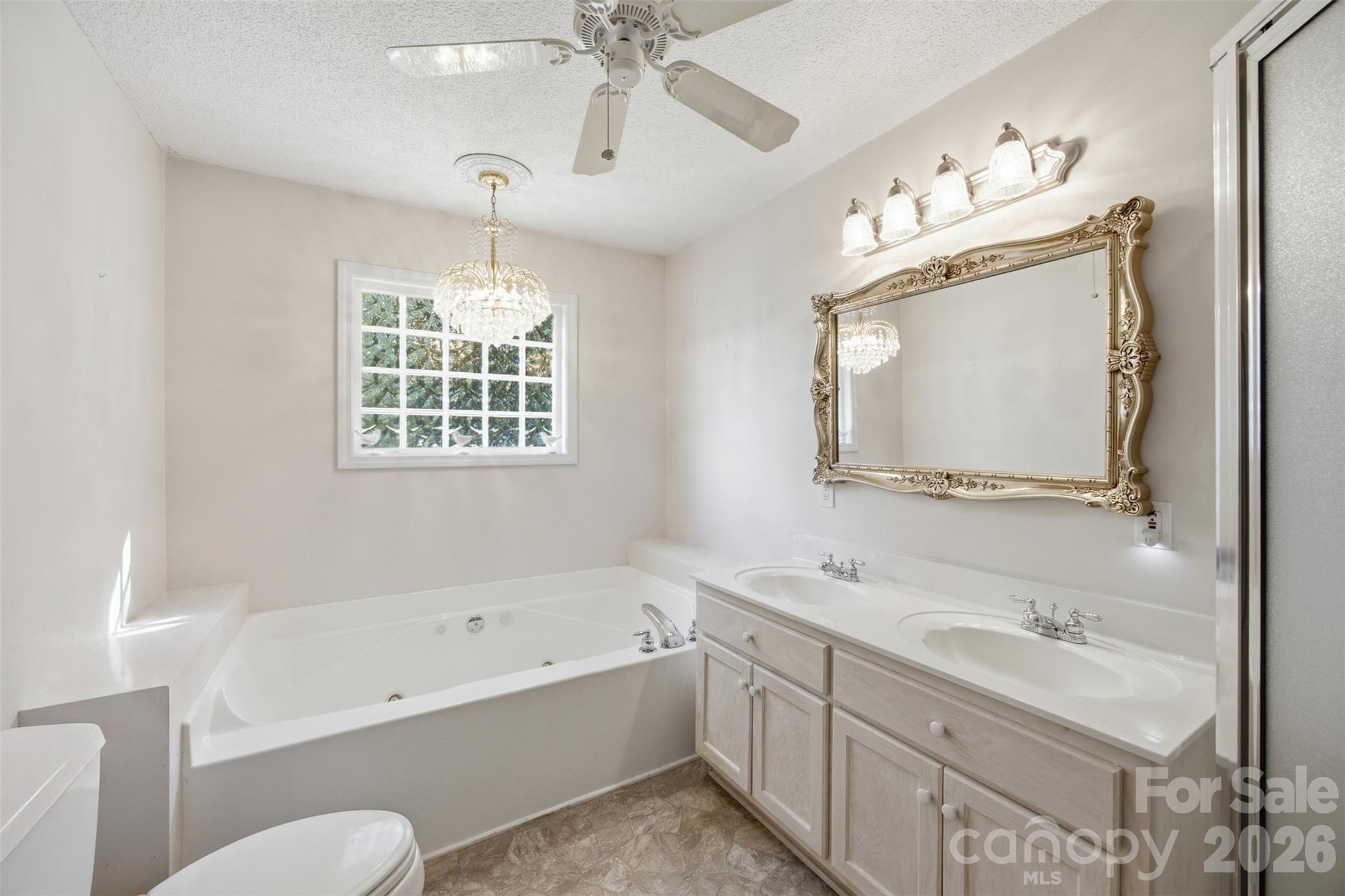 211 Peachtree Street — Belmont