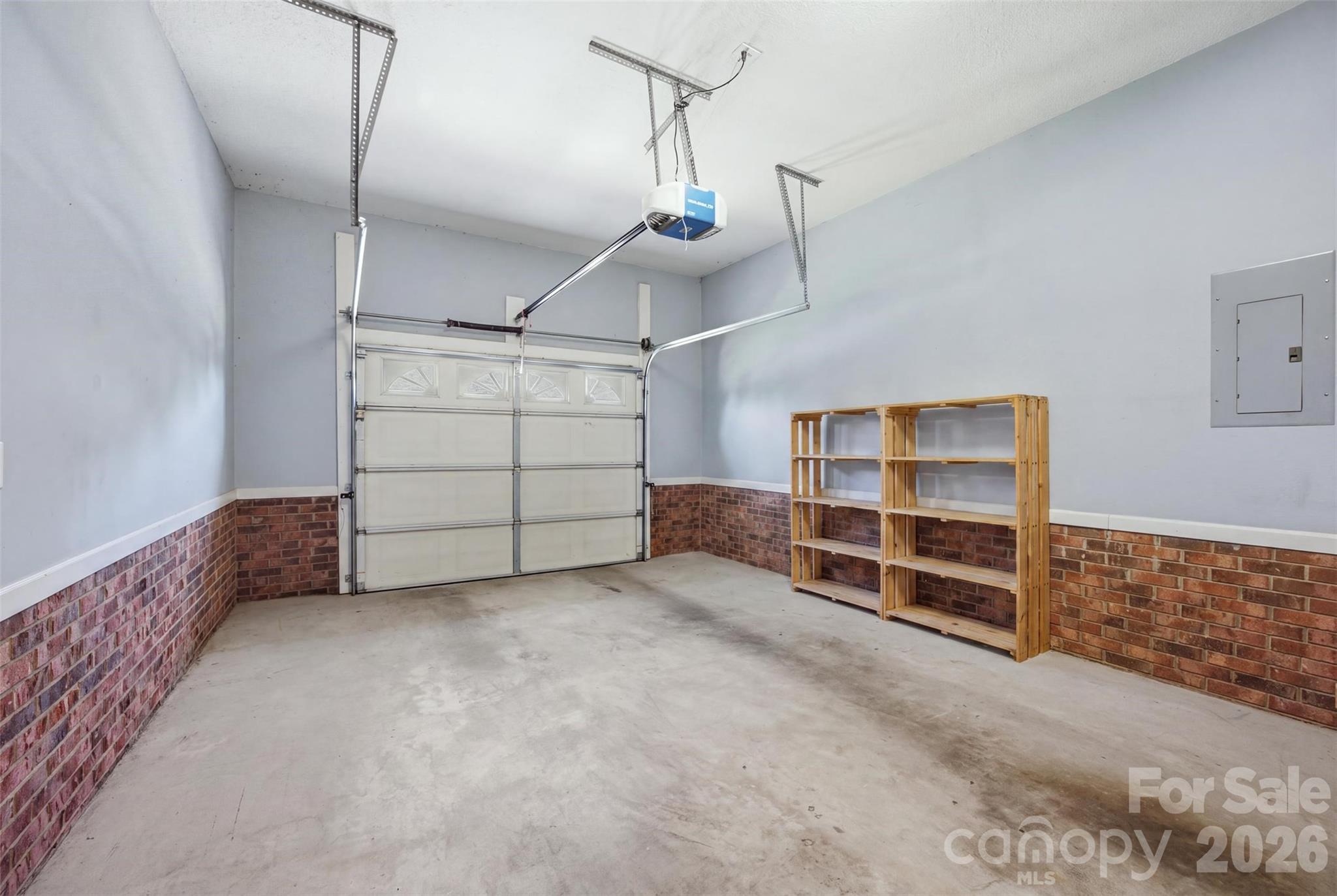 211 Peachtree Street — Belmont