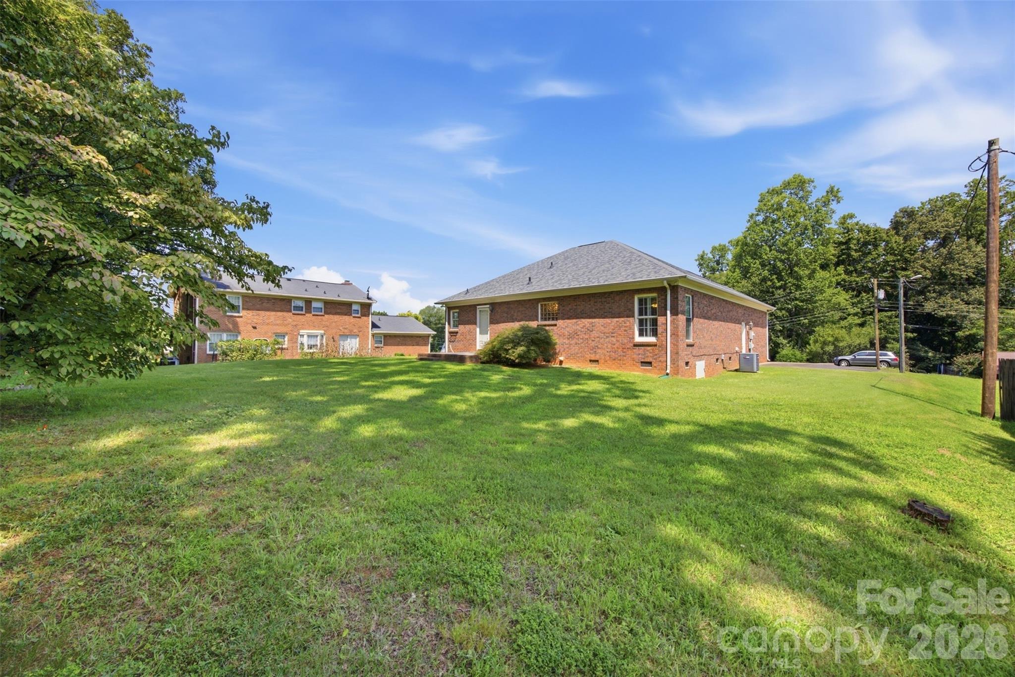 211 Peachtree Street — Belmont