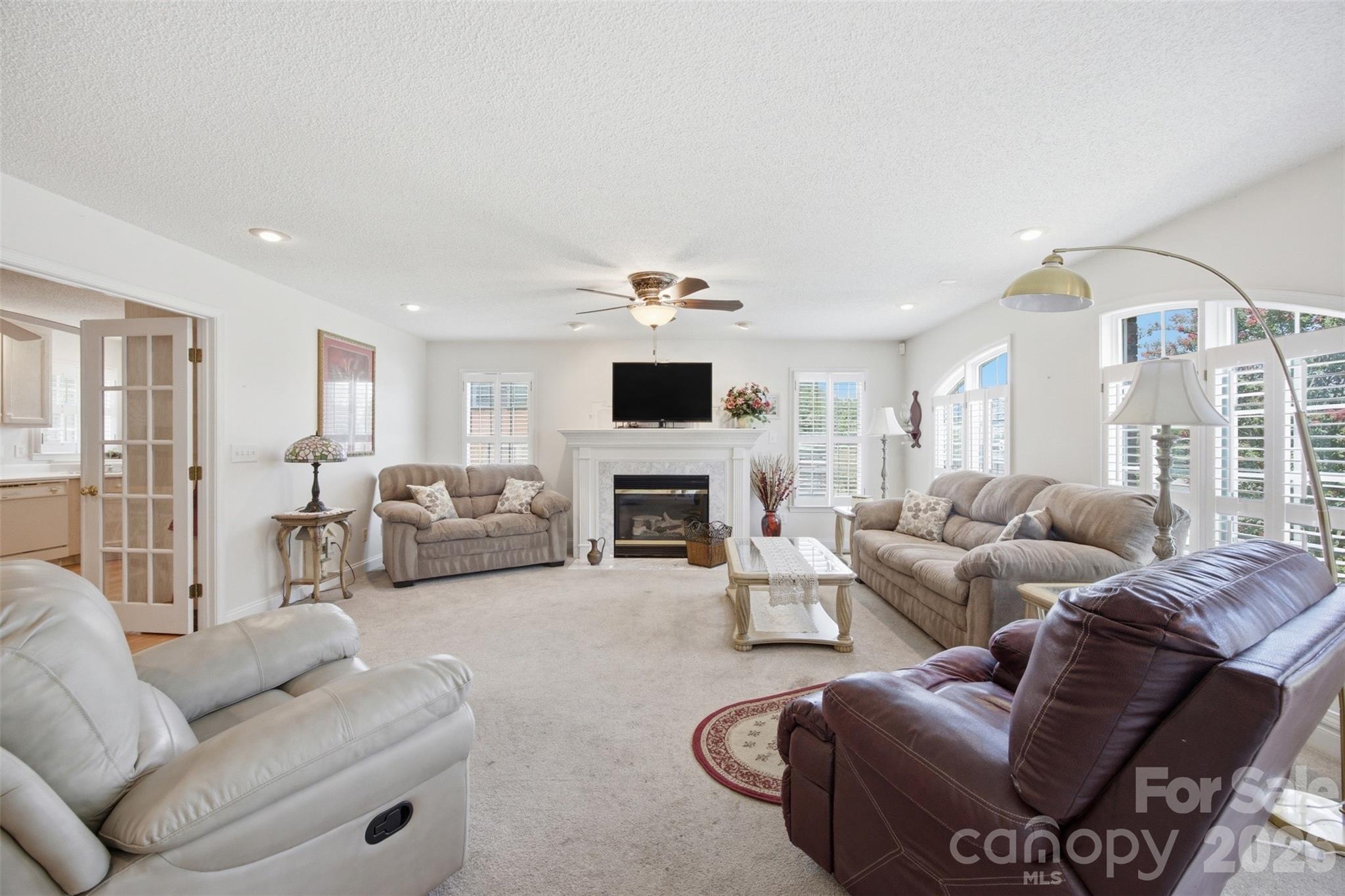 211 Peachtree Street — Belmont