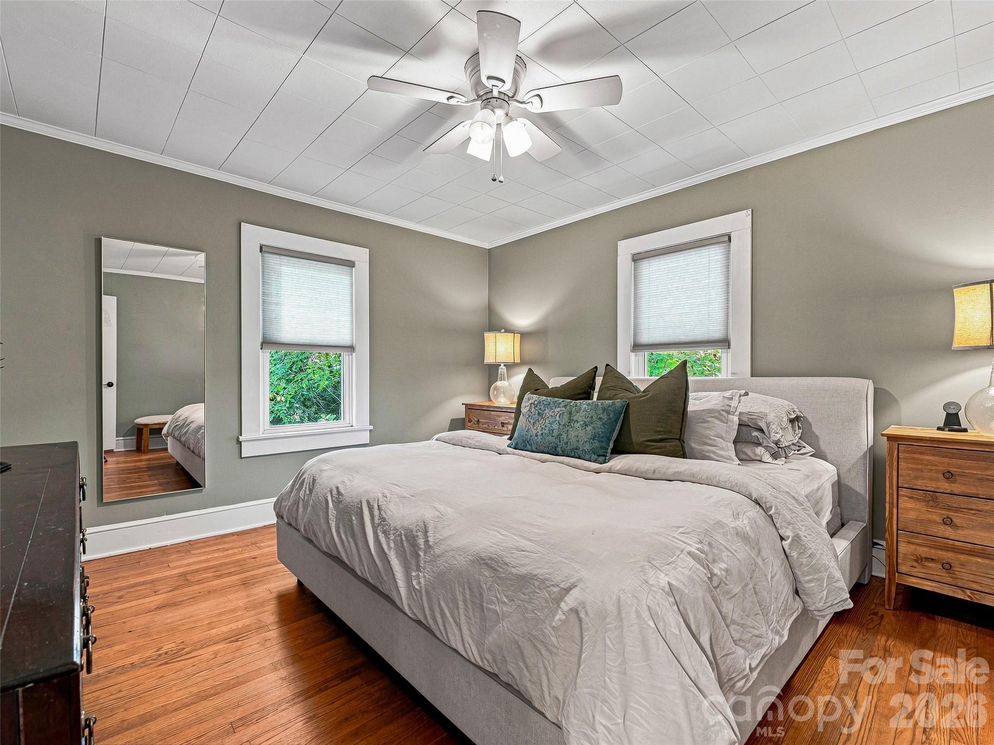 6 Bradford Circle — Candler