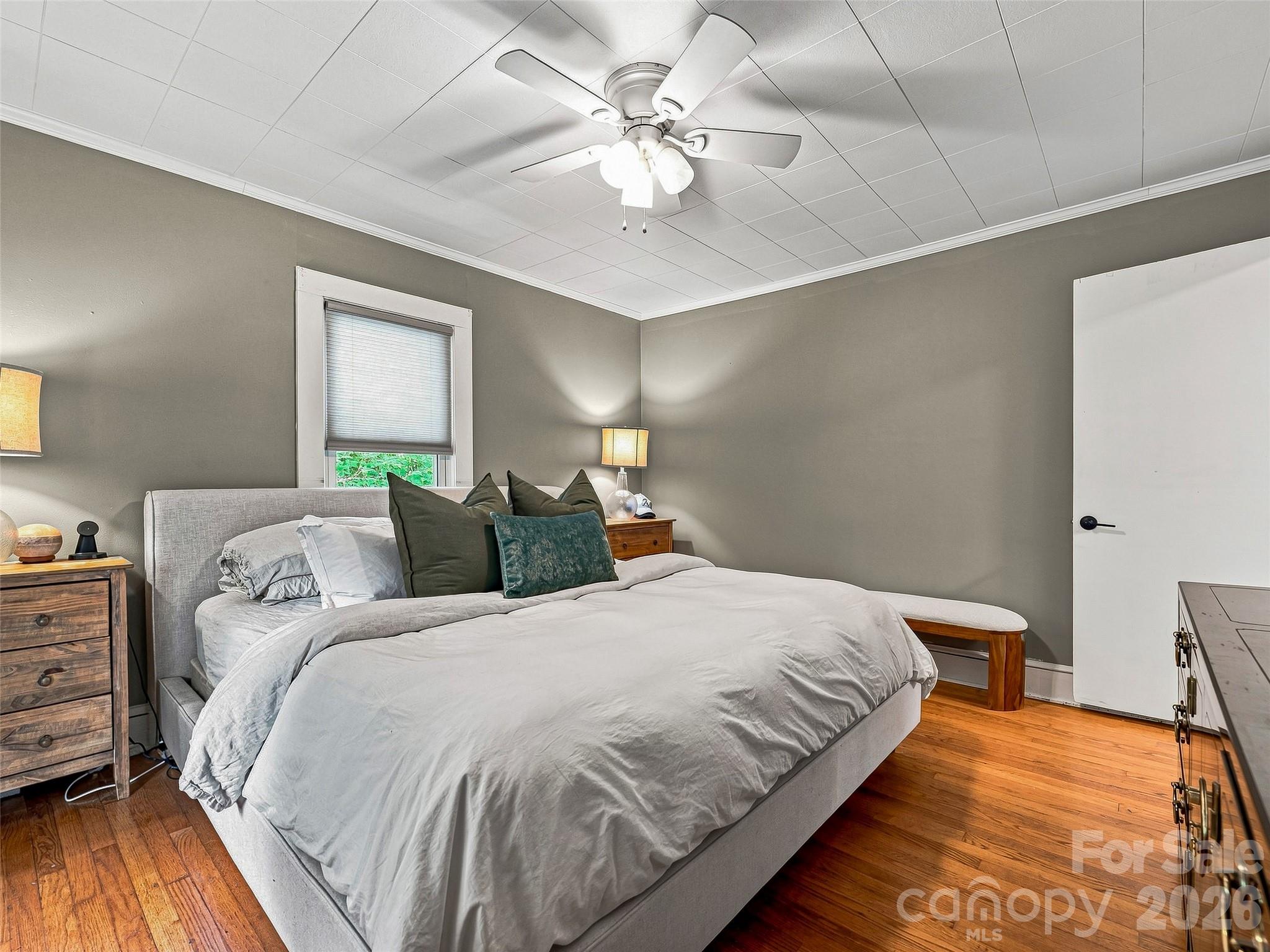 6 Bradford Circle — Candler