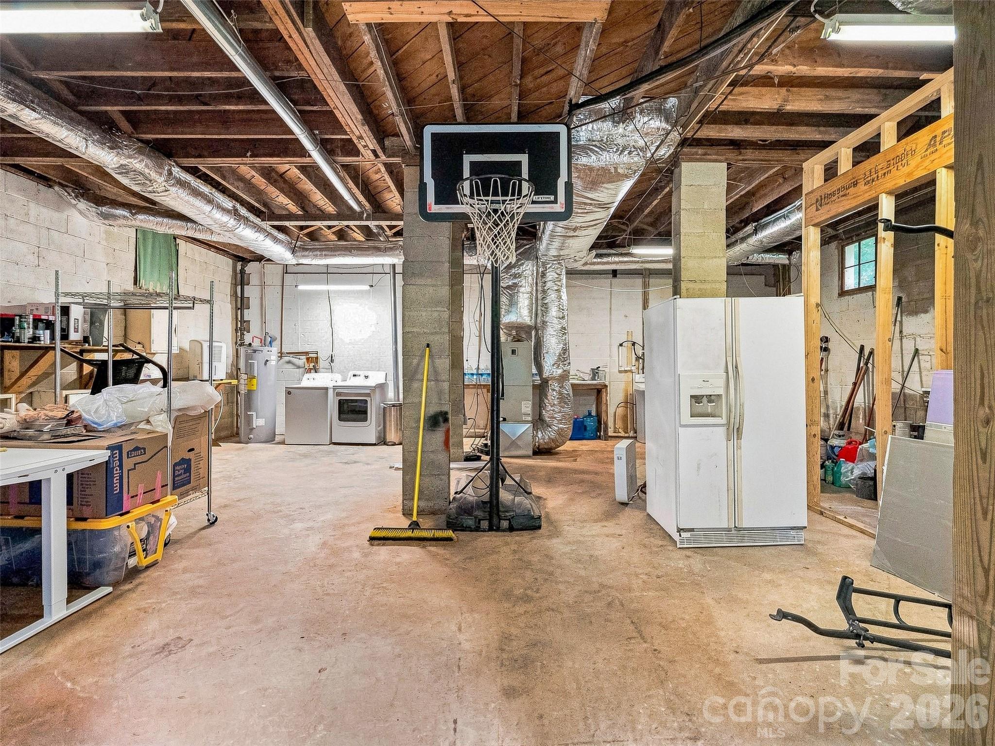 6 Bradford Circle — Candler