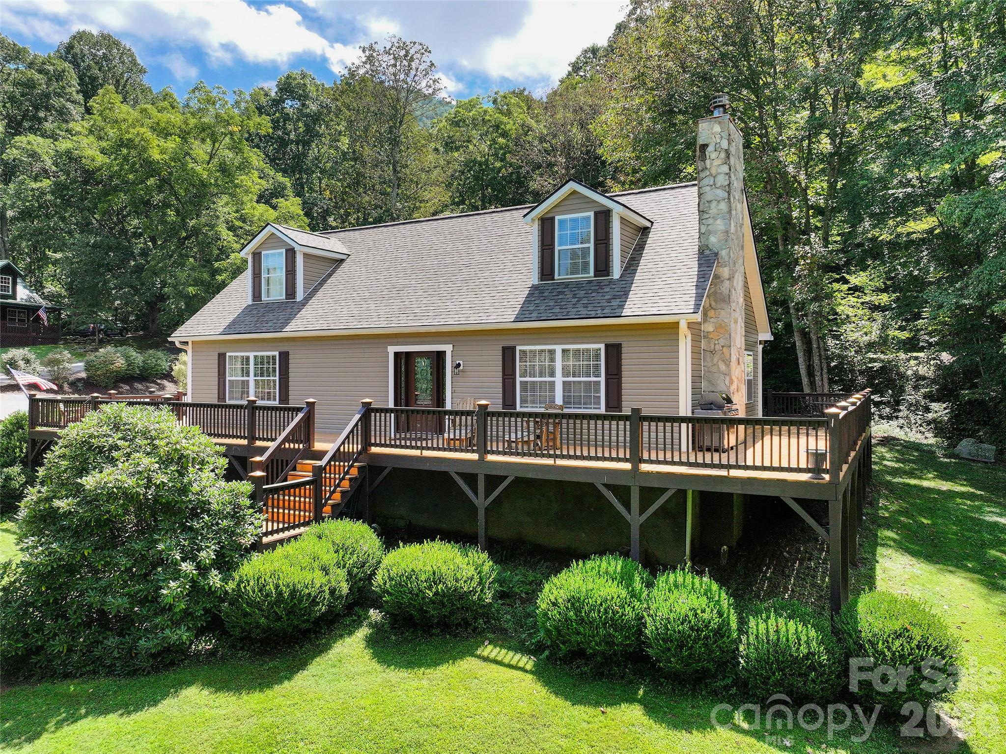 366 Sequoyah Drive — Waynesville