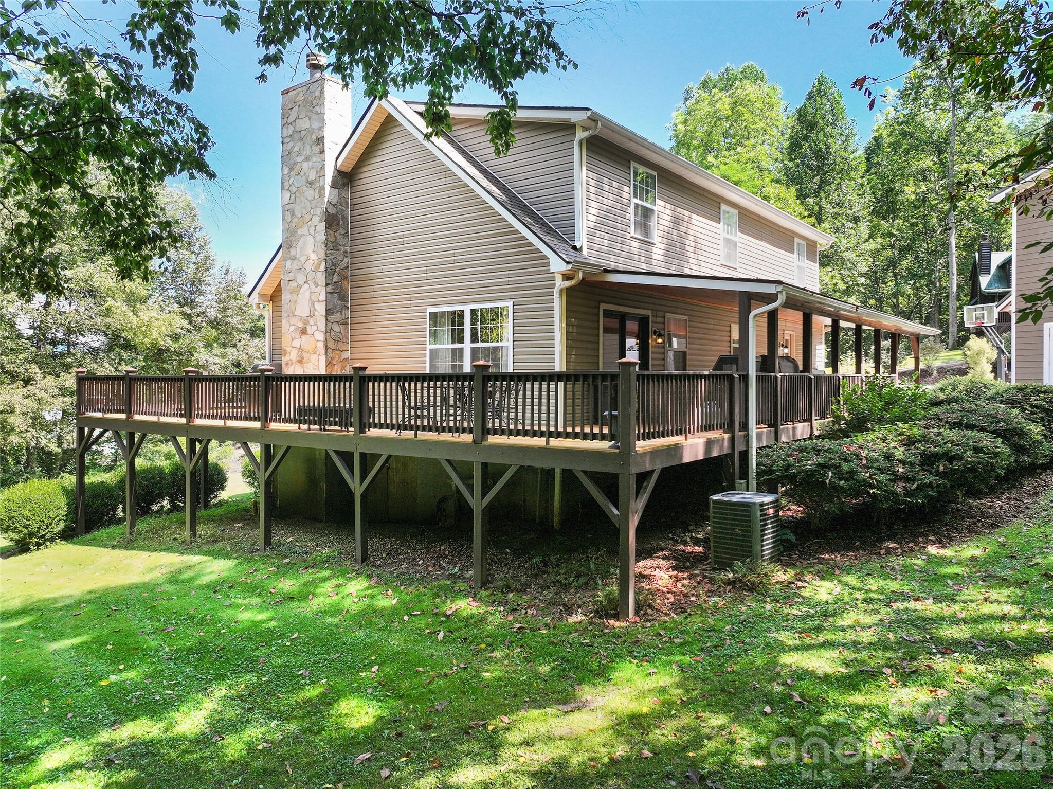 366 Sequoyah Drive — Waynesville
