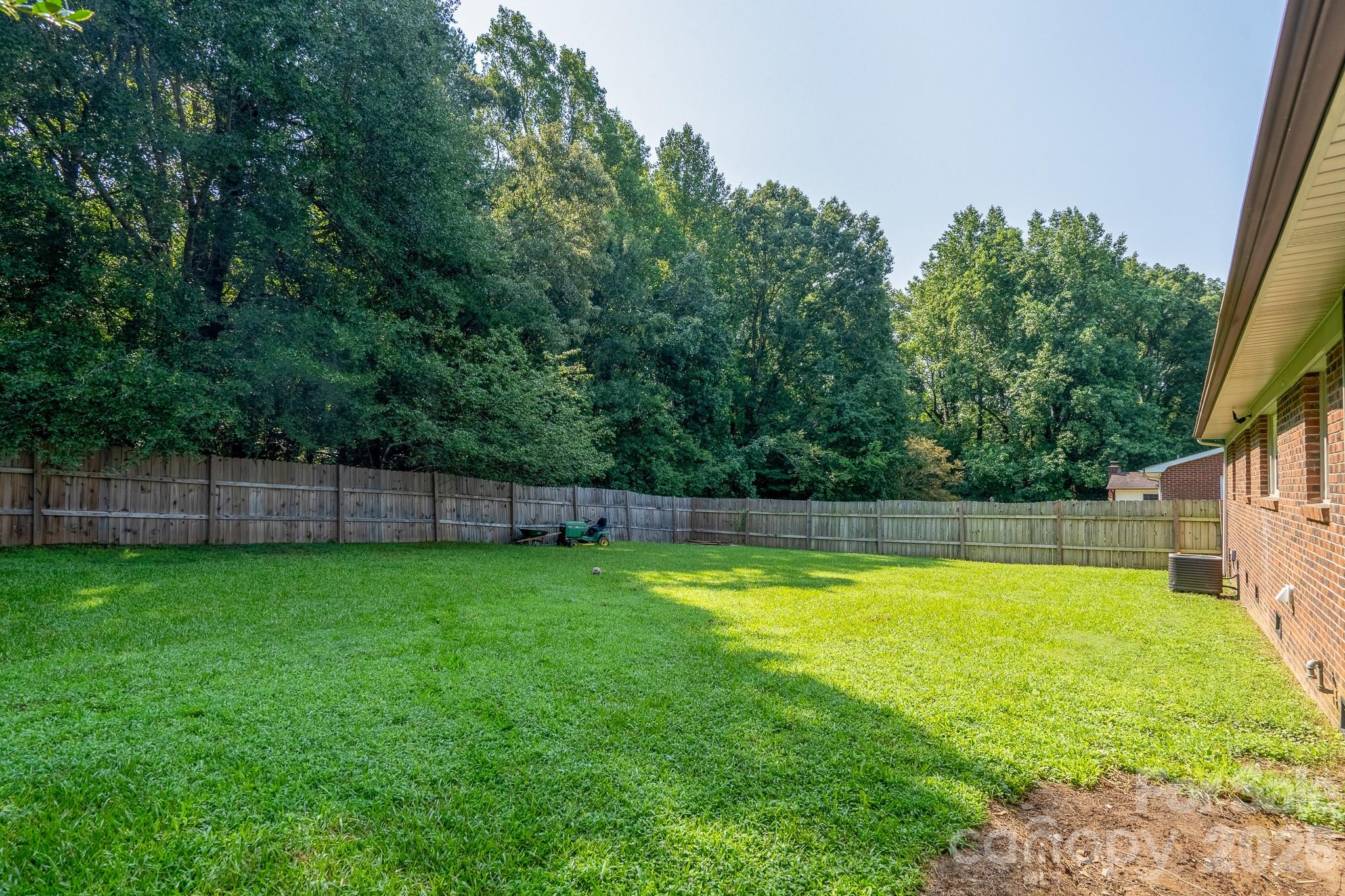 1038 Newcastle Road — Gastonia