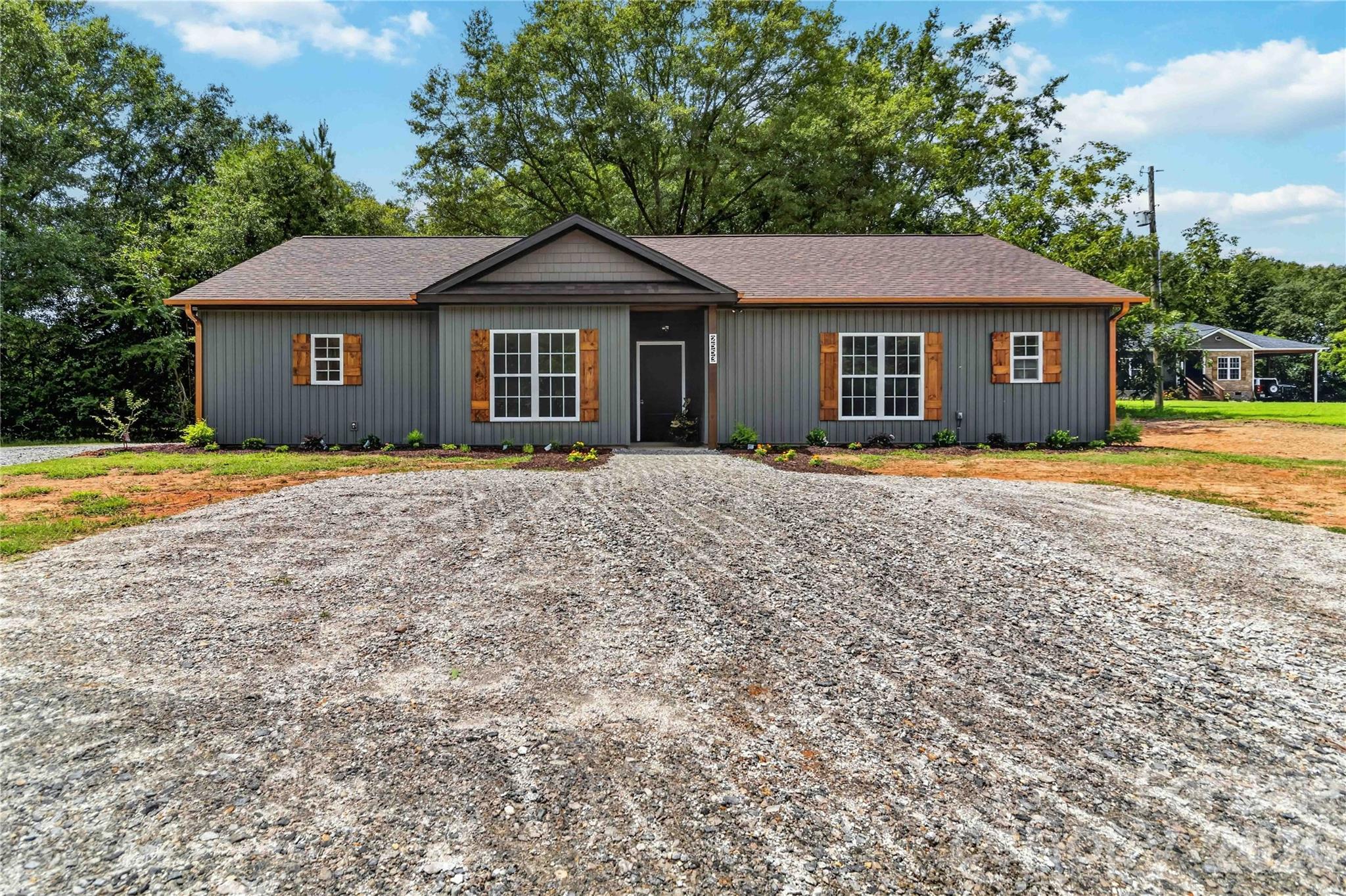 2553 Mt Prospect Road — Chester