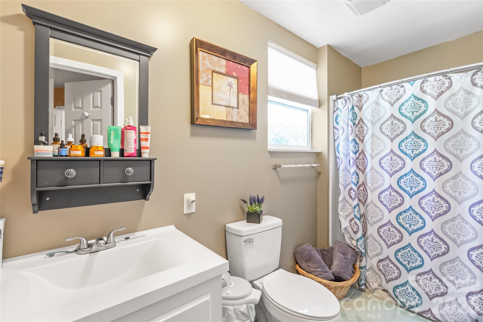 2241 Indian Cross Trail — Matthews