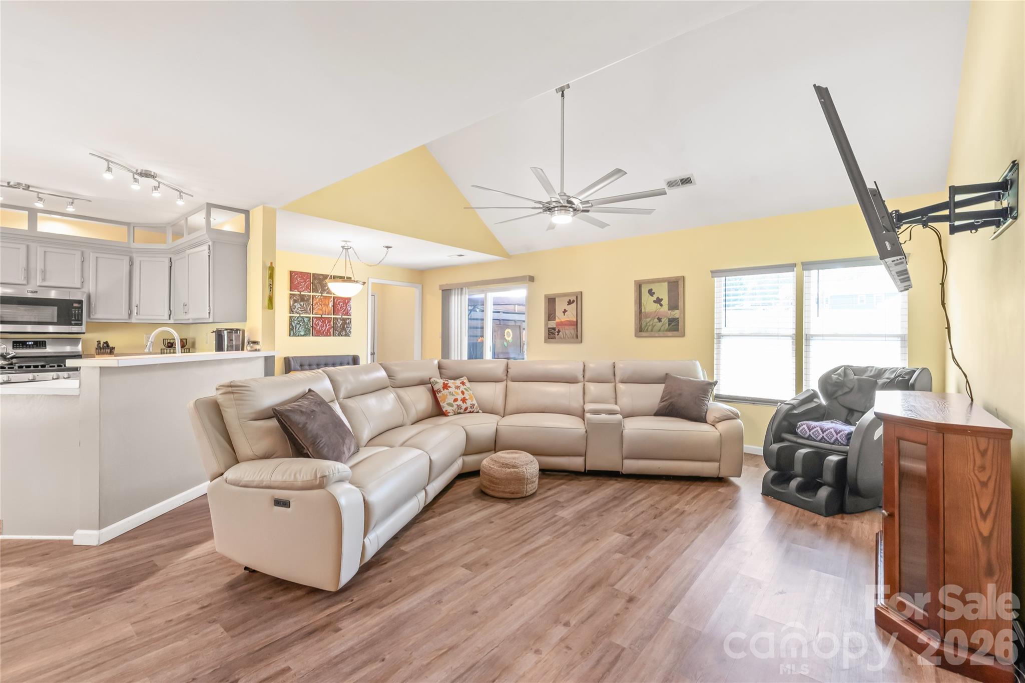 2241 Indian Cross Trail — Matthews