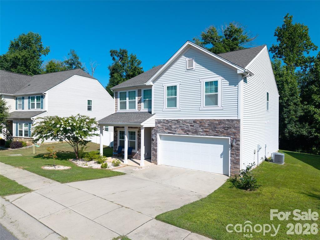 2628 Courtland Drive — Clover