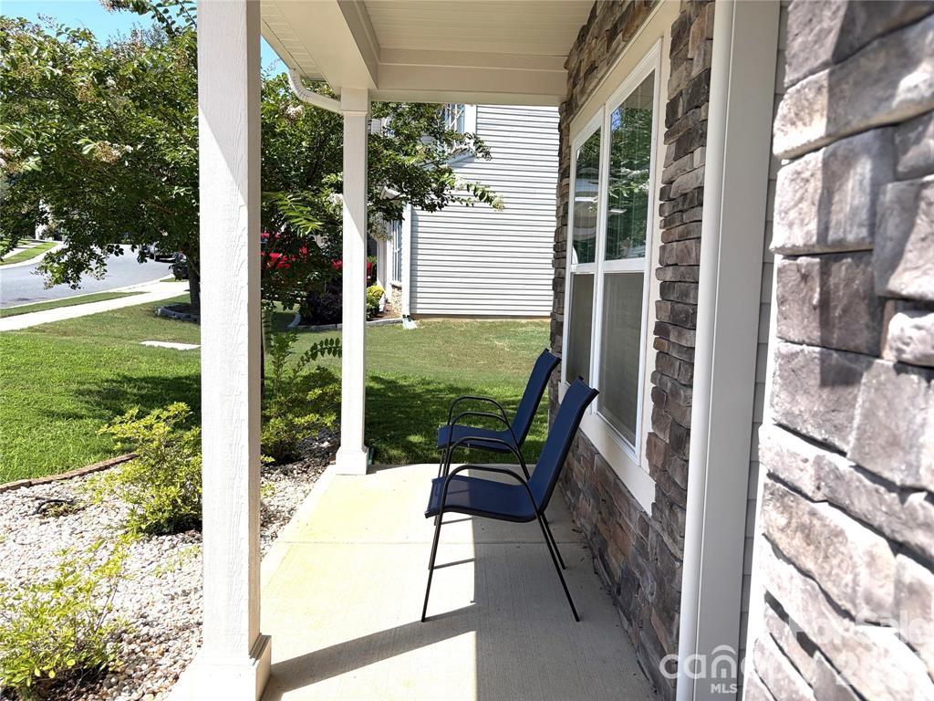 2628 Courtland Drive — Clover