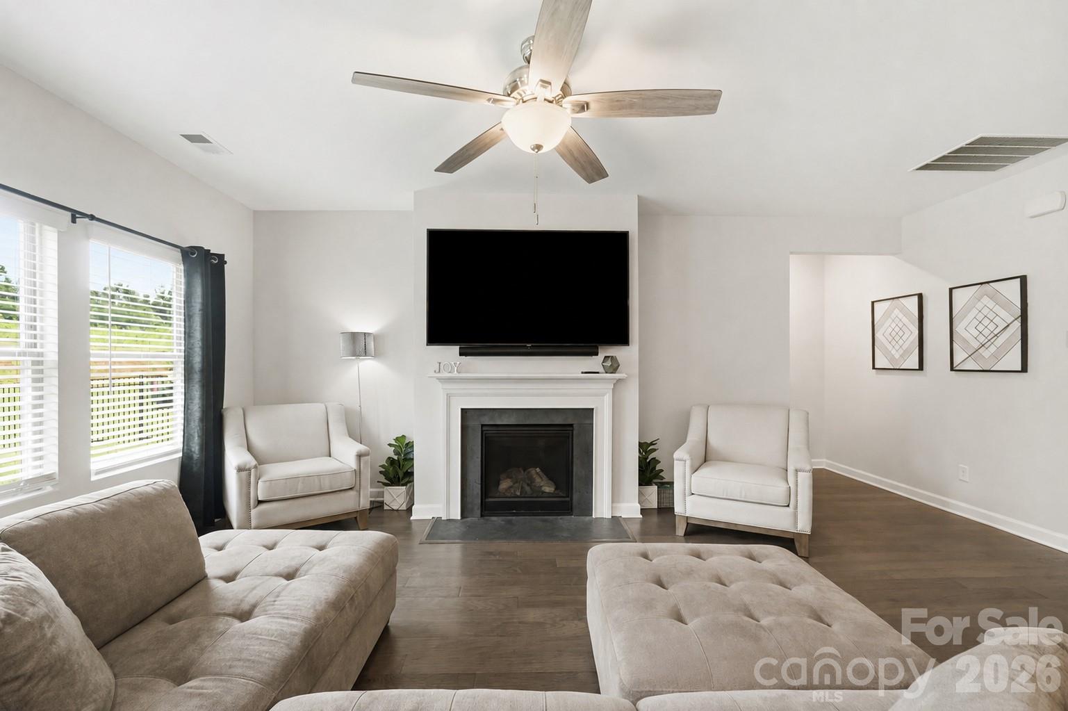 9423 Festival Way — Charlotte