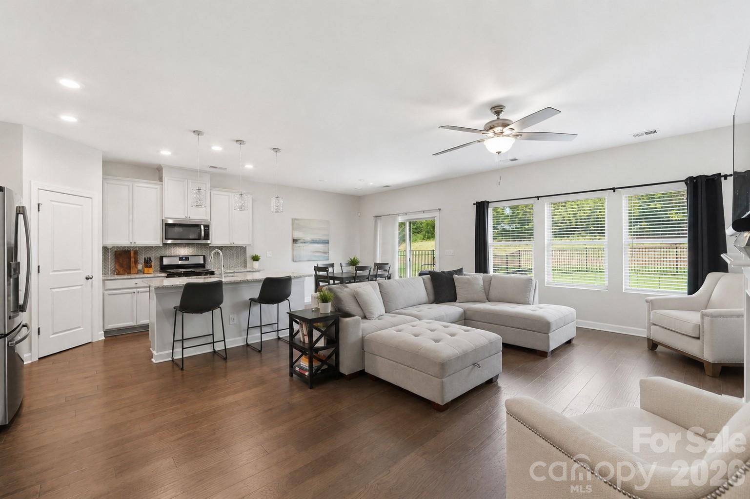 9423 Festival Way — Charlotte