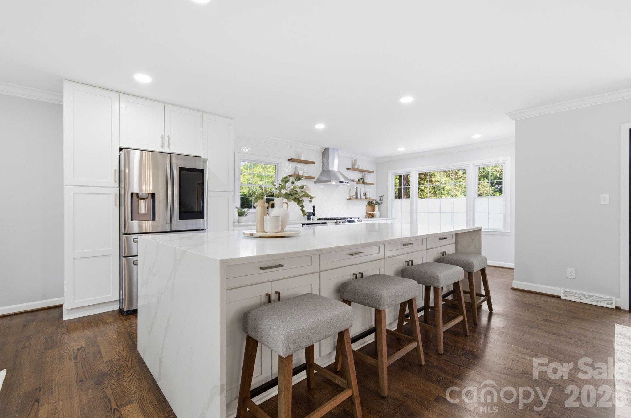 8323 Cliffside Drive — Charlotte
