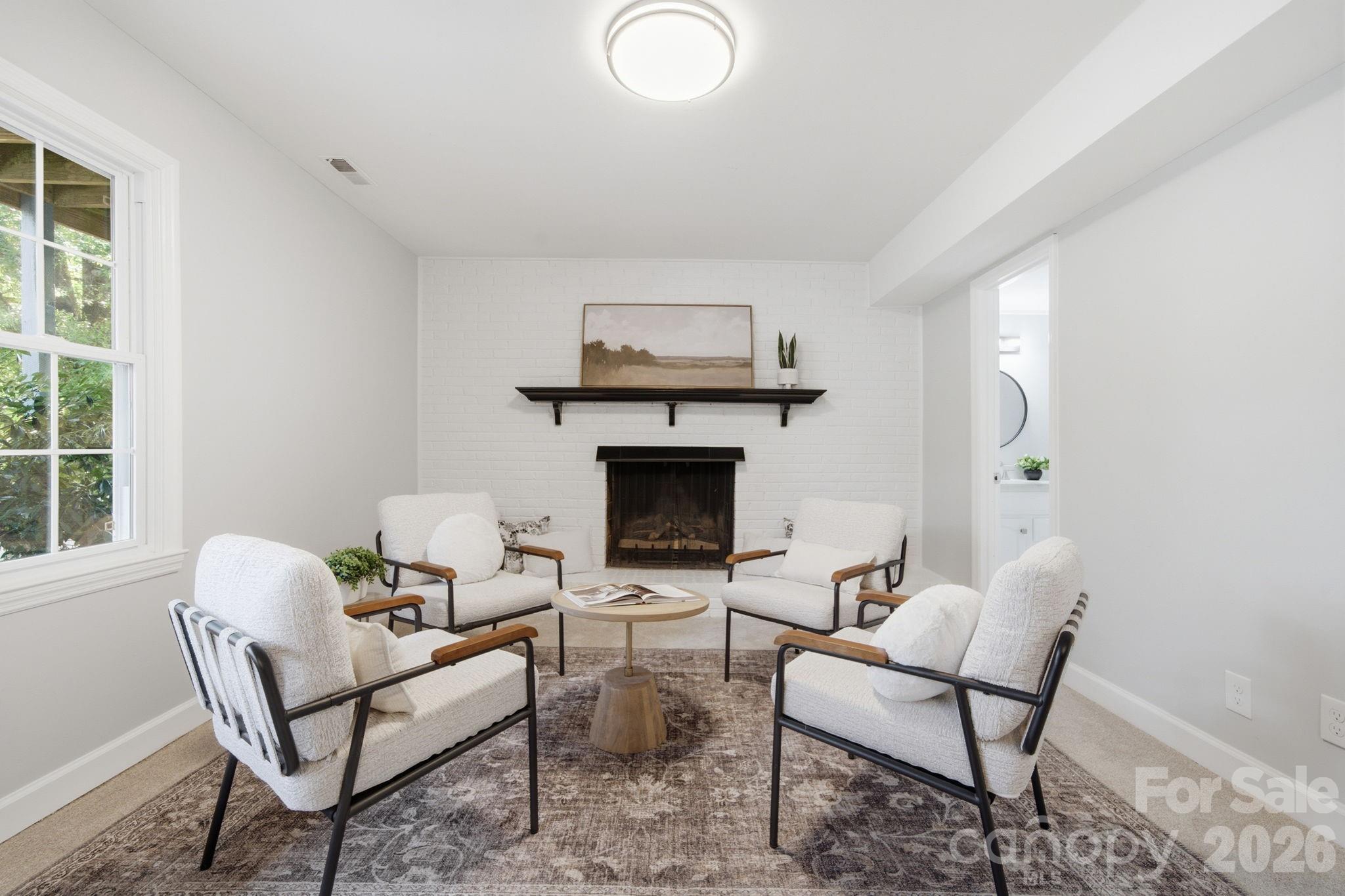 8323 Cliffside Drive — Charlotte