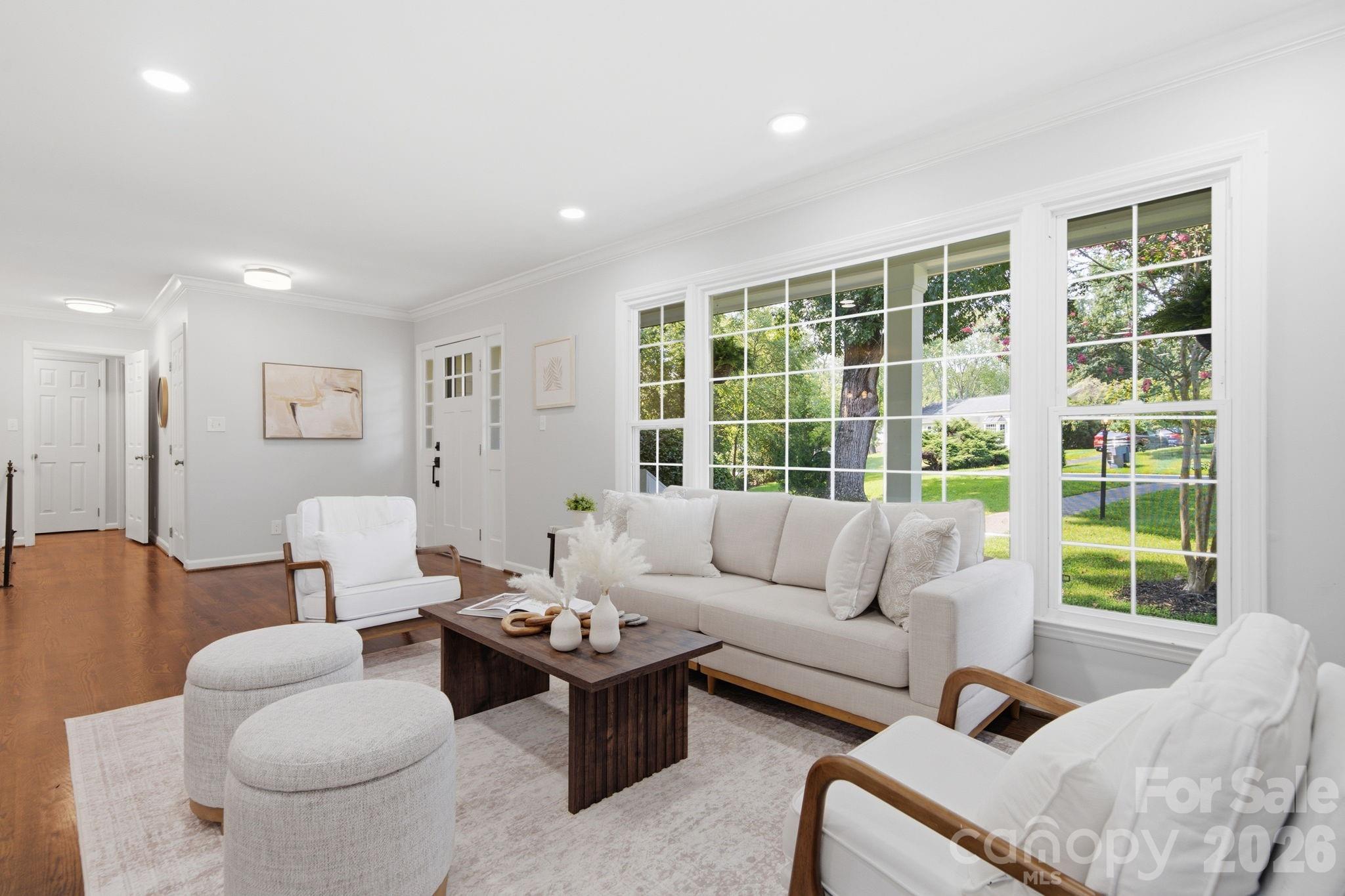 8323 Cliffside Drive — Charlotte