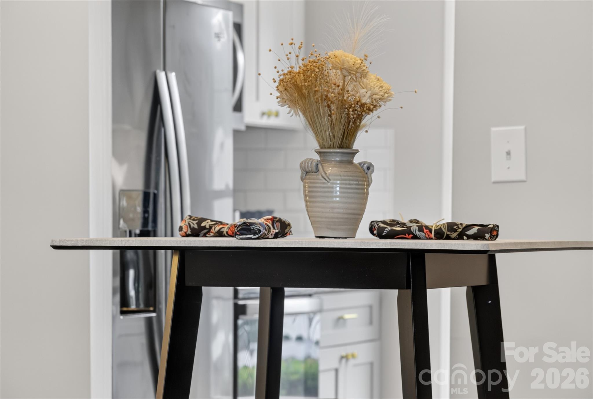 8093 Regent Park Lane — Charlotte
