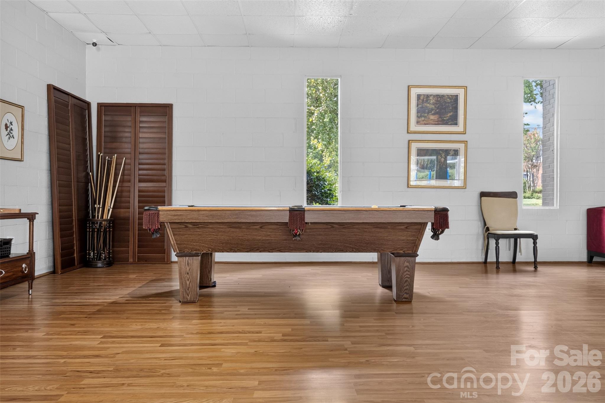 8093 Regent Park Lane — Charlotte