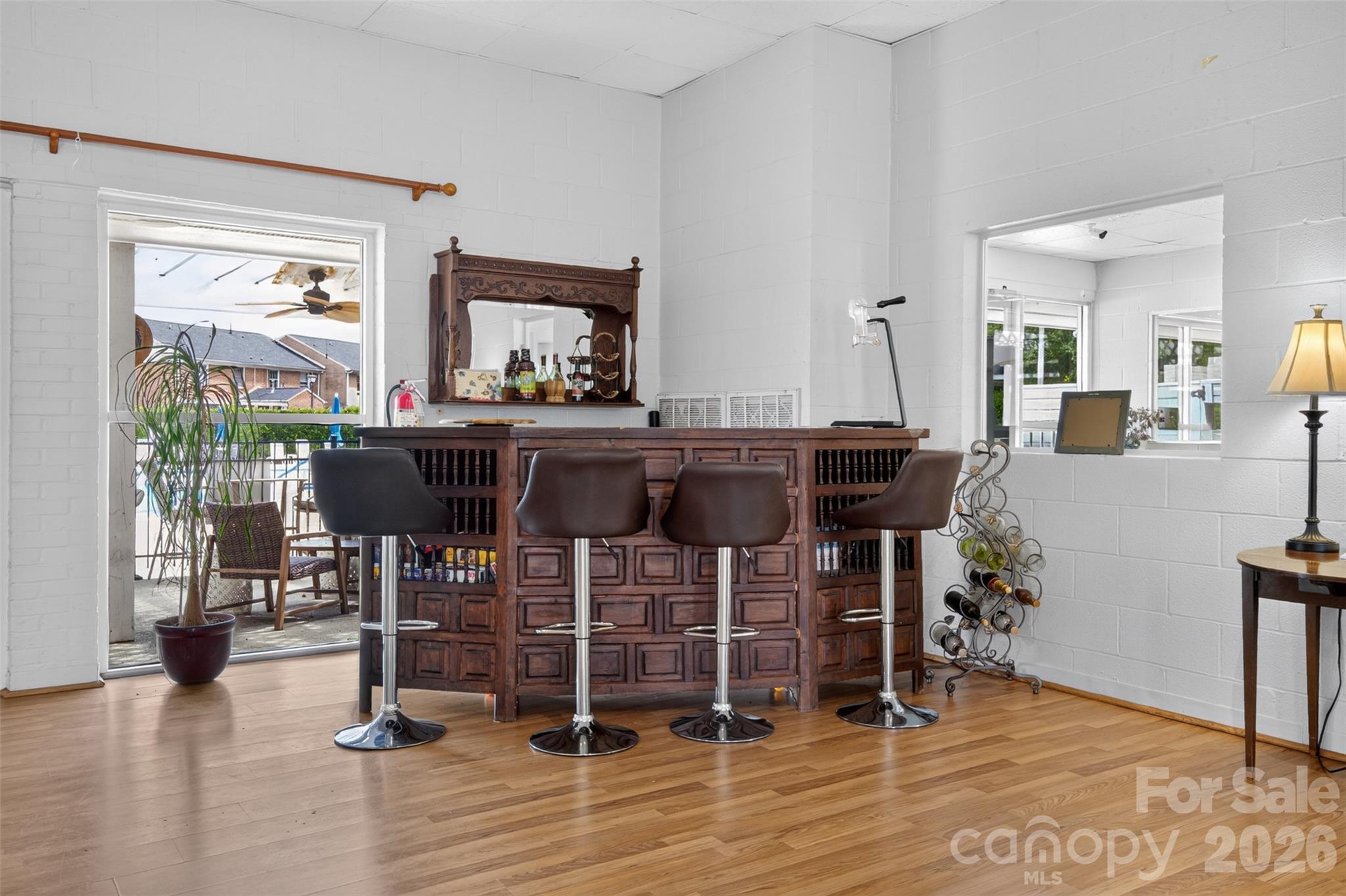 8093 Regent Park Lane — Charlotte