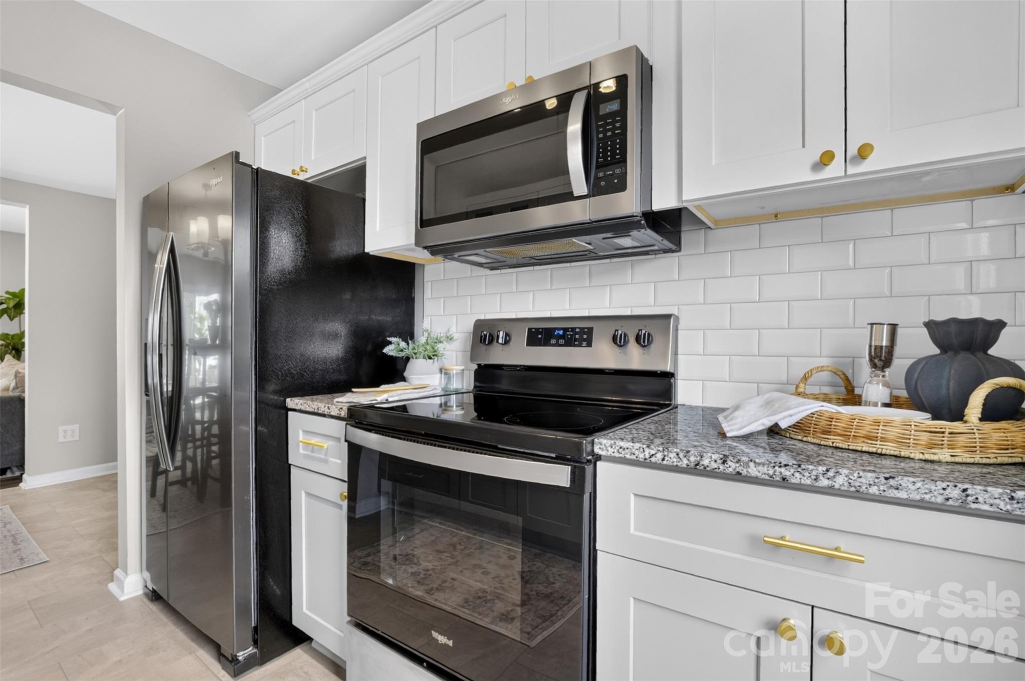 8093 Regent Park Lane — Charlotte