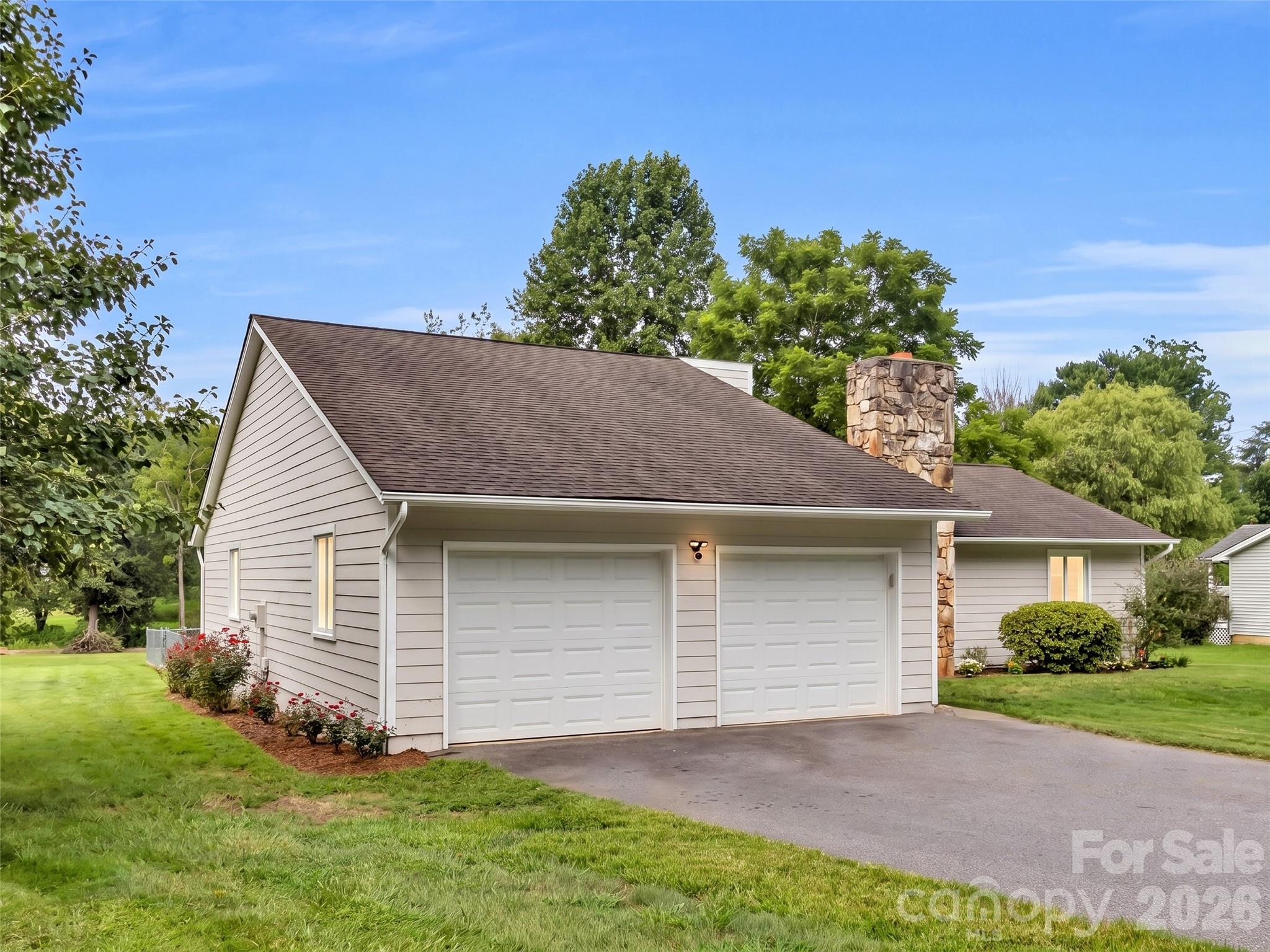 693 Monte Vista Road — Candler