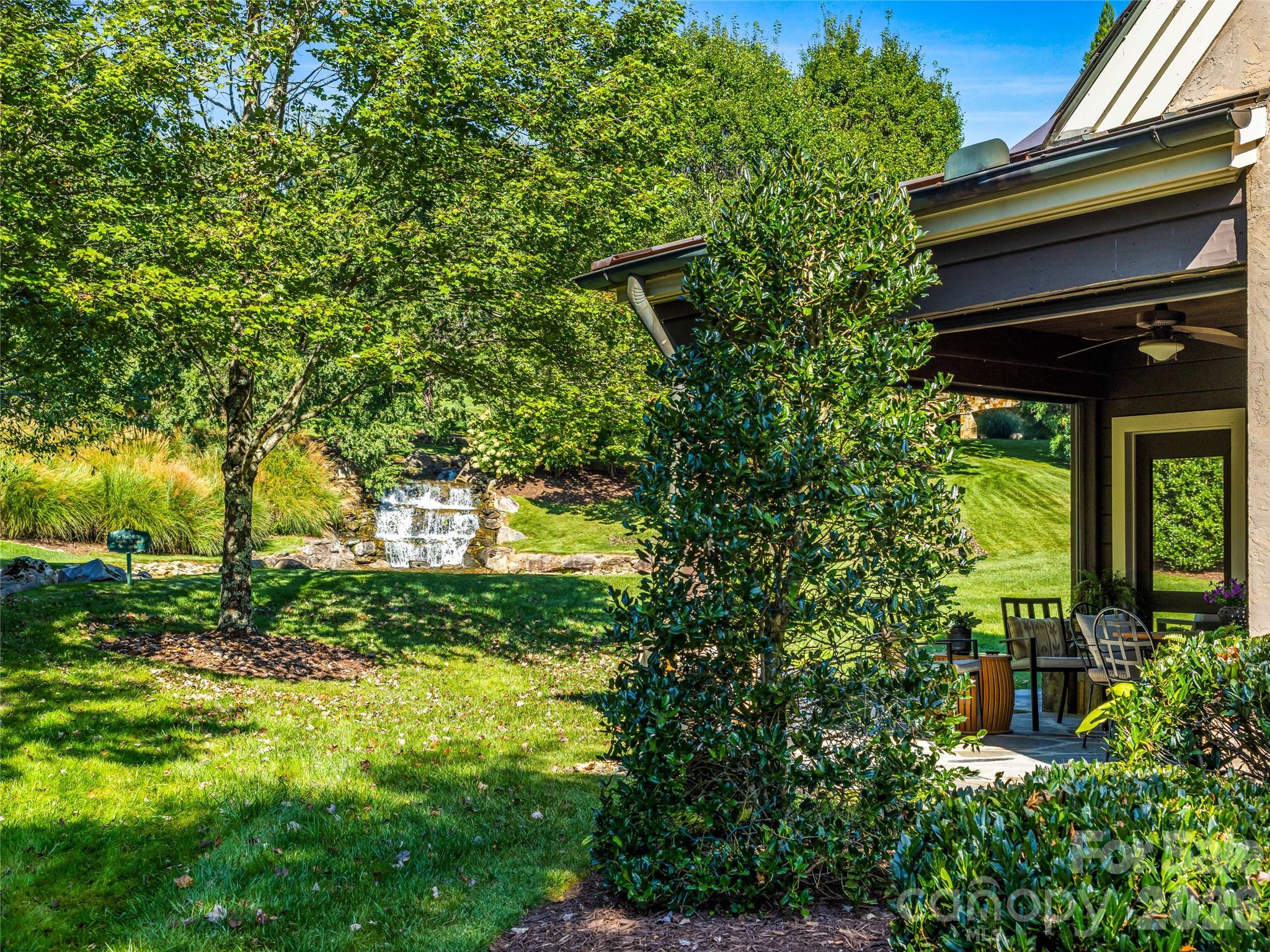 583 Walnut Valley Parkway — Arden