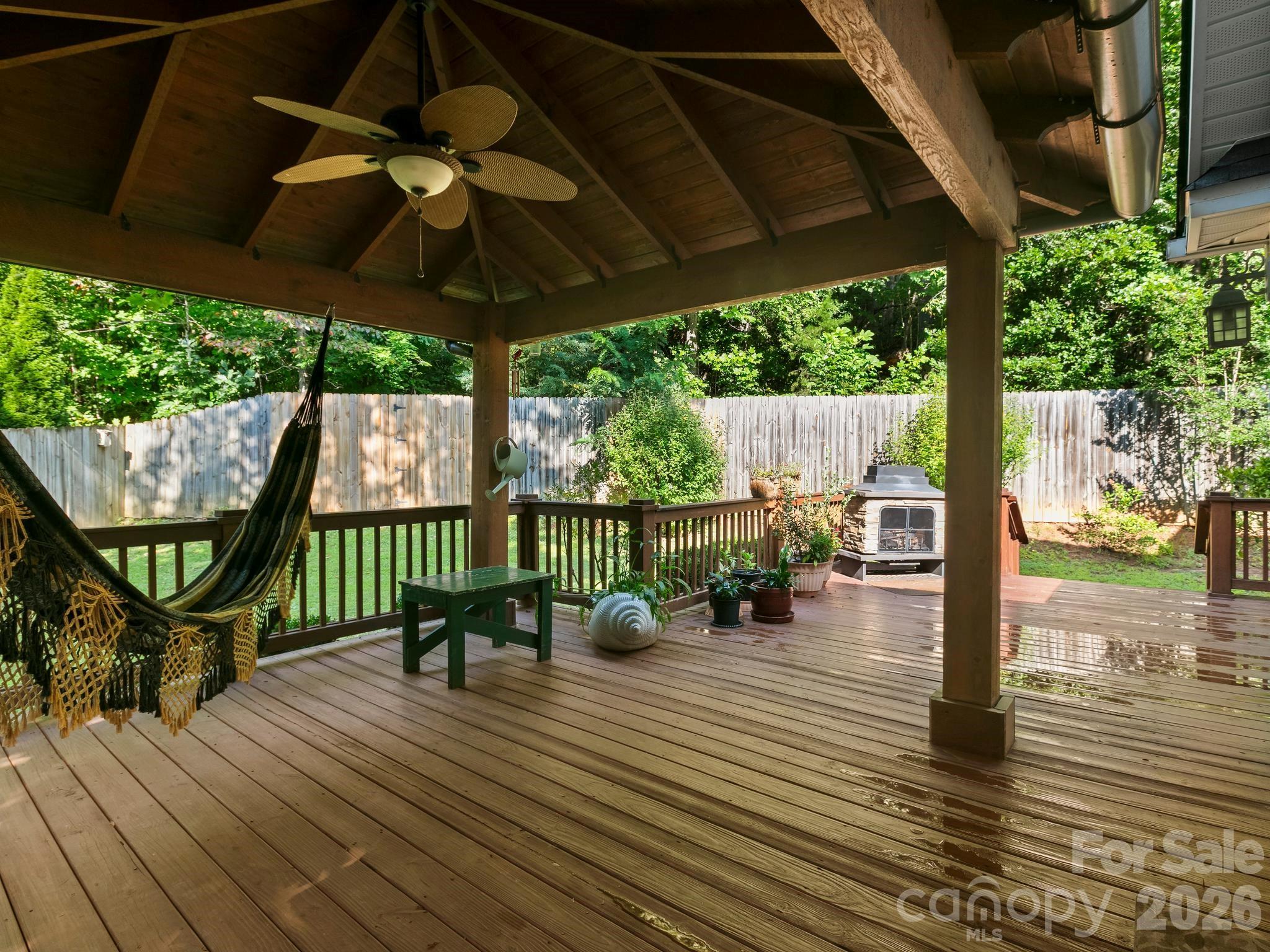 306 Golden Hawk Trail — Asheville