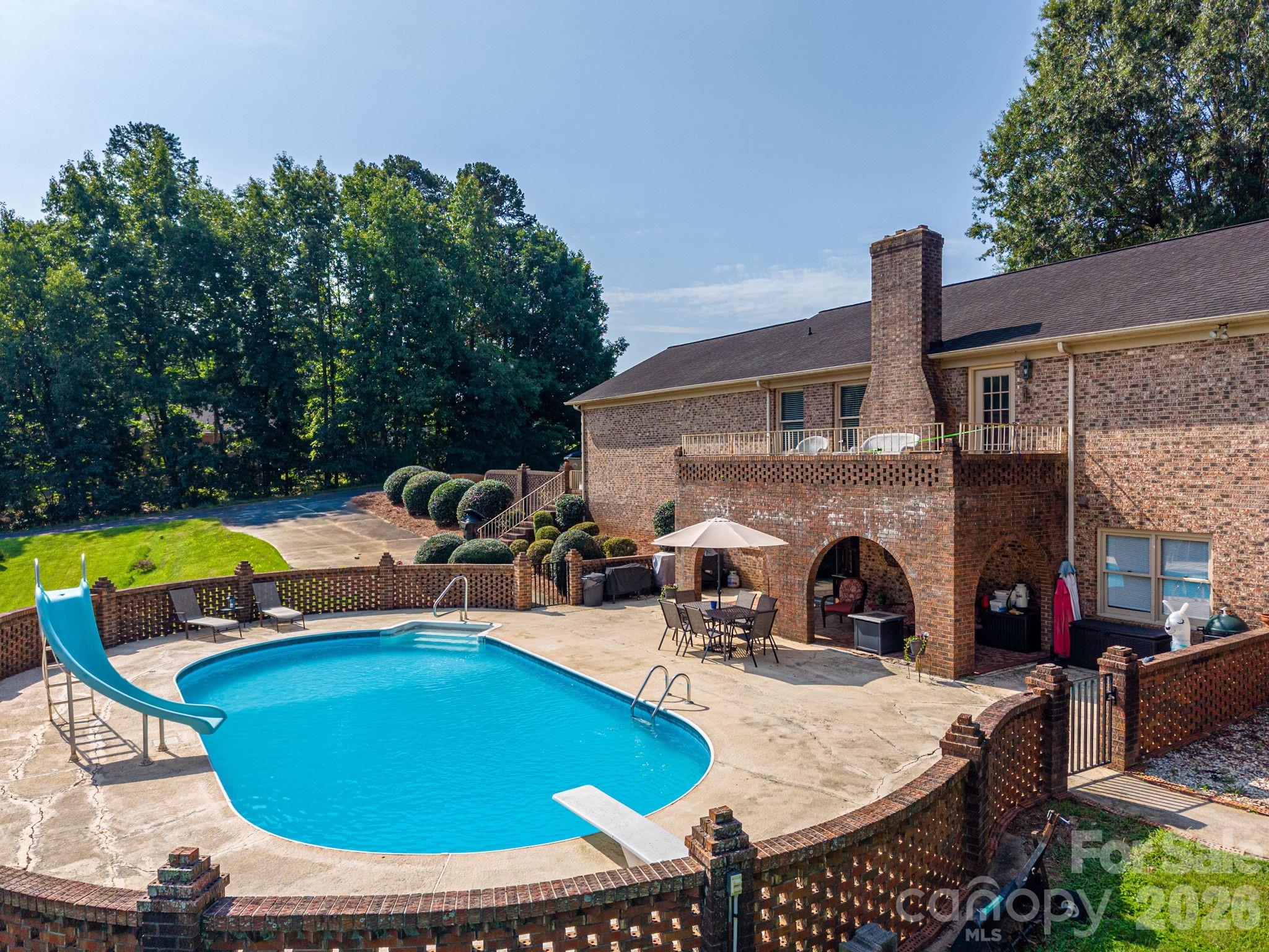 1000 Country Club Drive — Cherryville