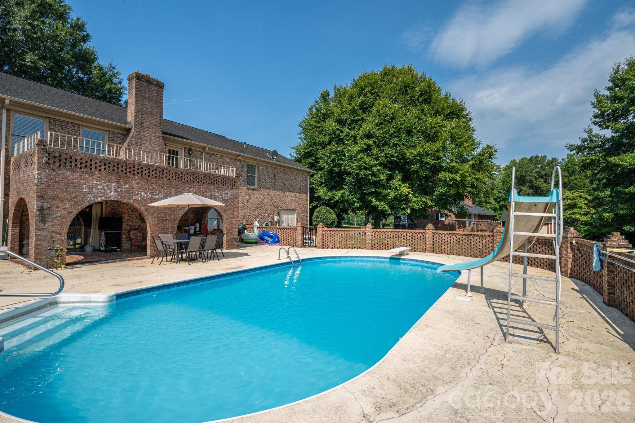 1000 Country Club Drive — Cherryville