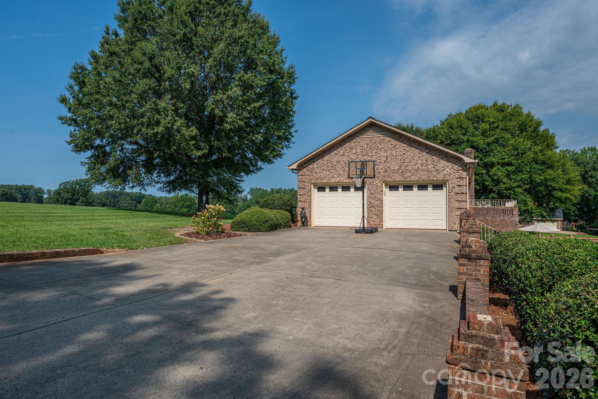 1000 Country Club Drive — Cherryville