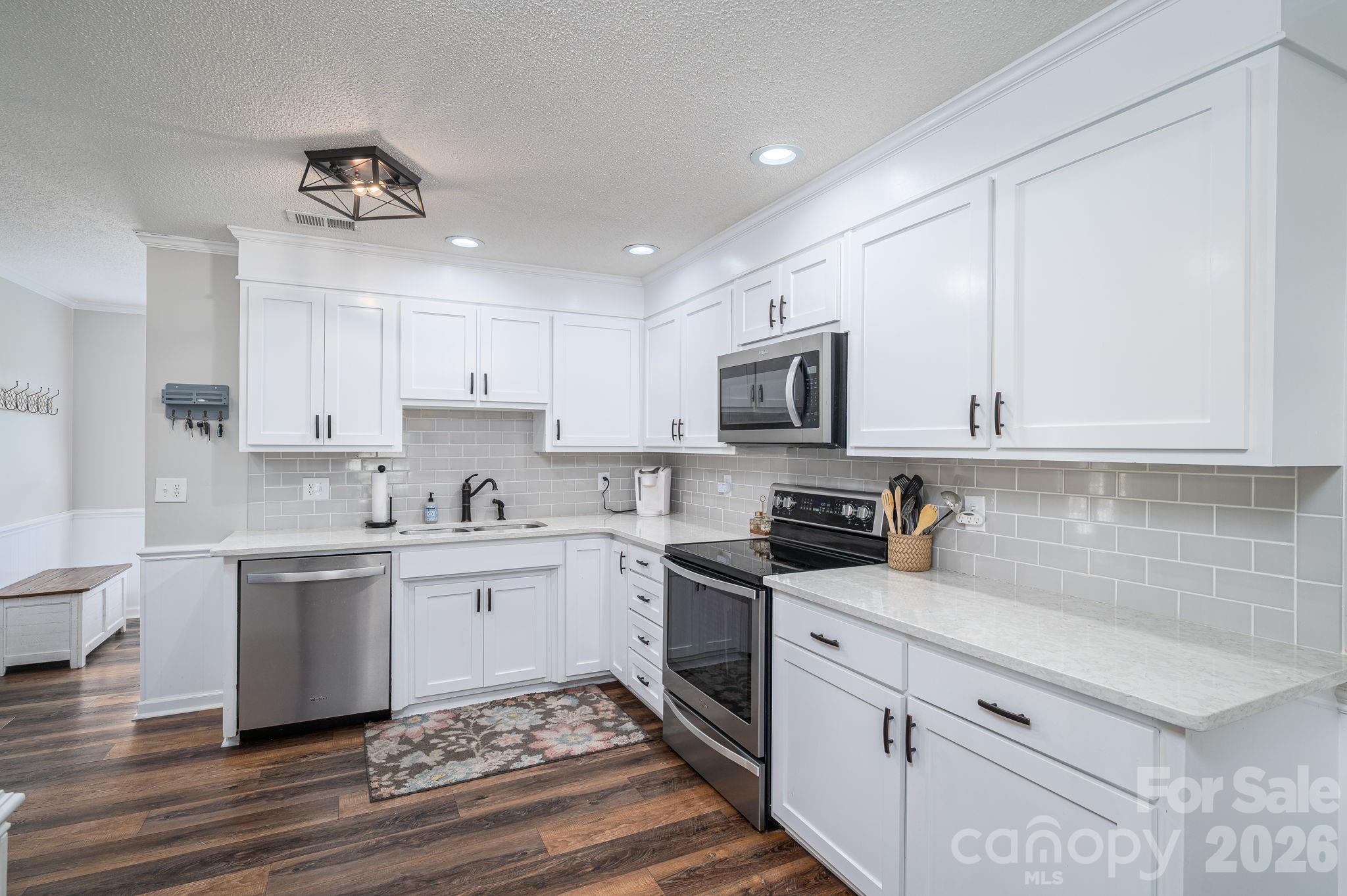 1000 Country Club Drive — Cherryville