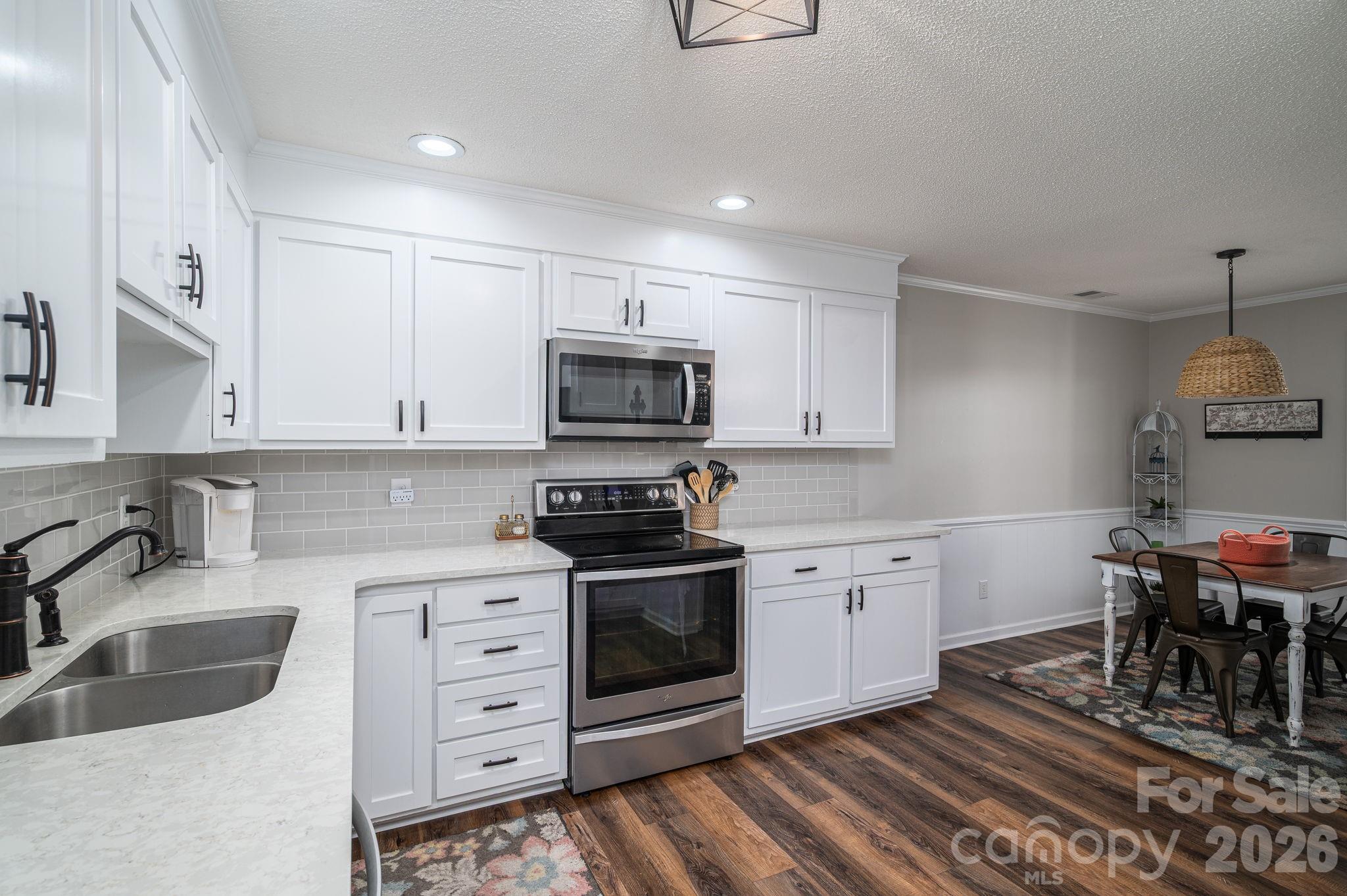 1000 Country Club Drive — Cherryville
