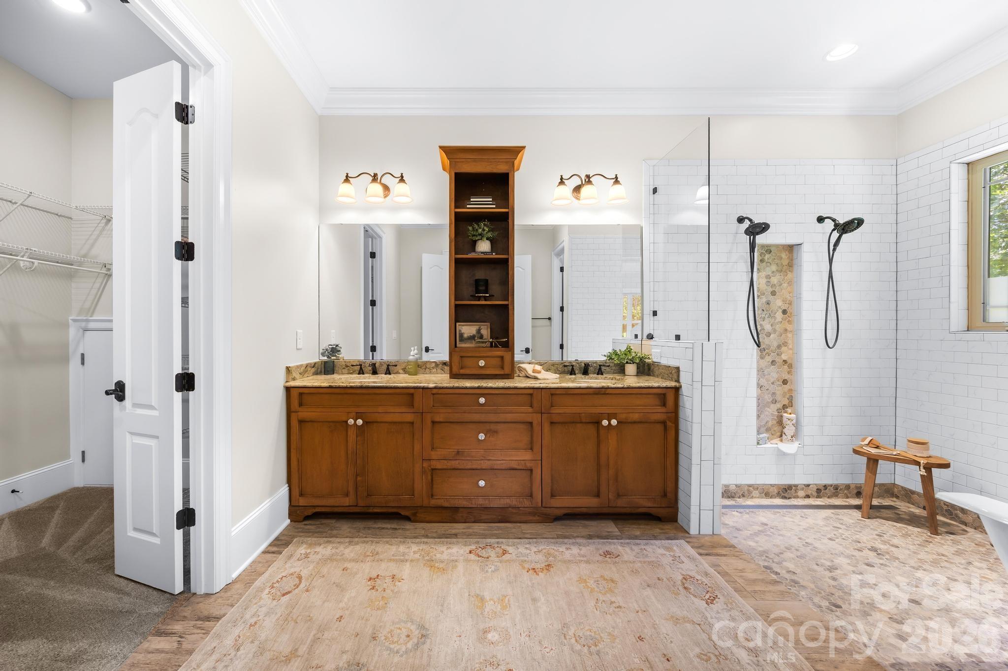 6334 Long Island Road — Catawba