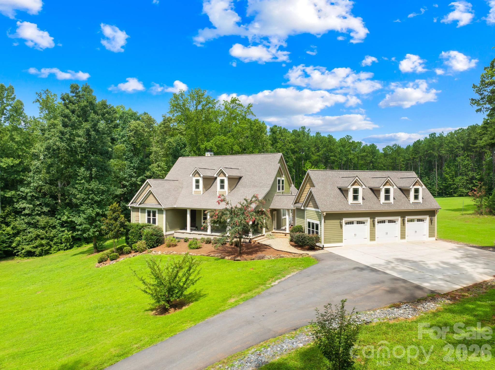 6334 Long Island Road — Catawba
