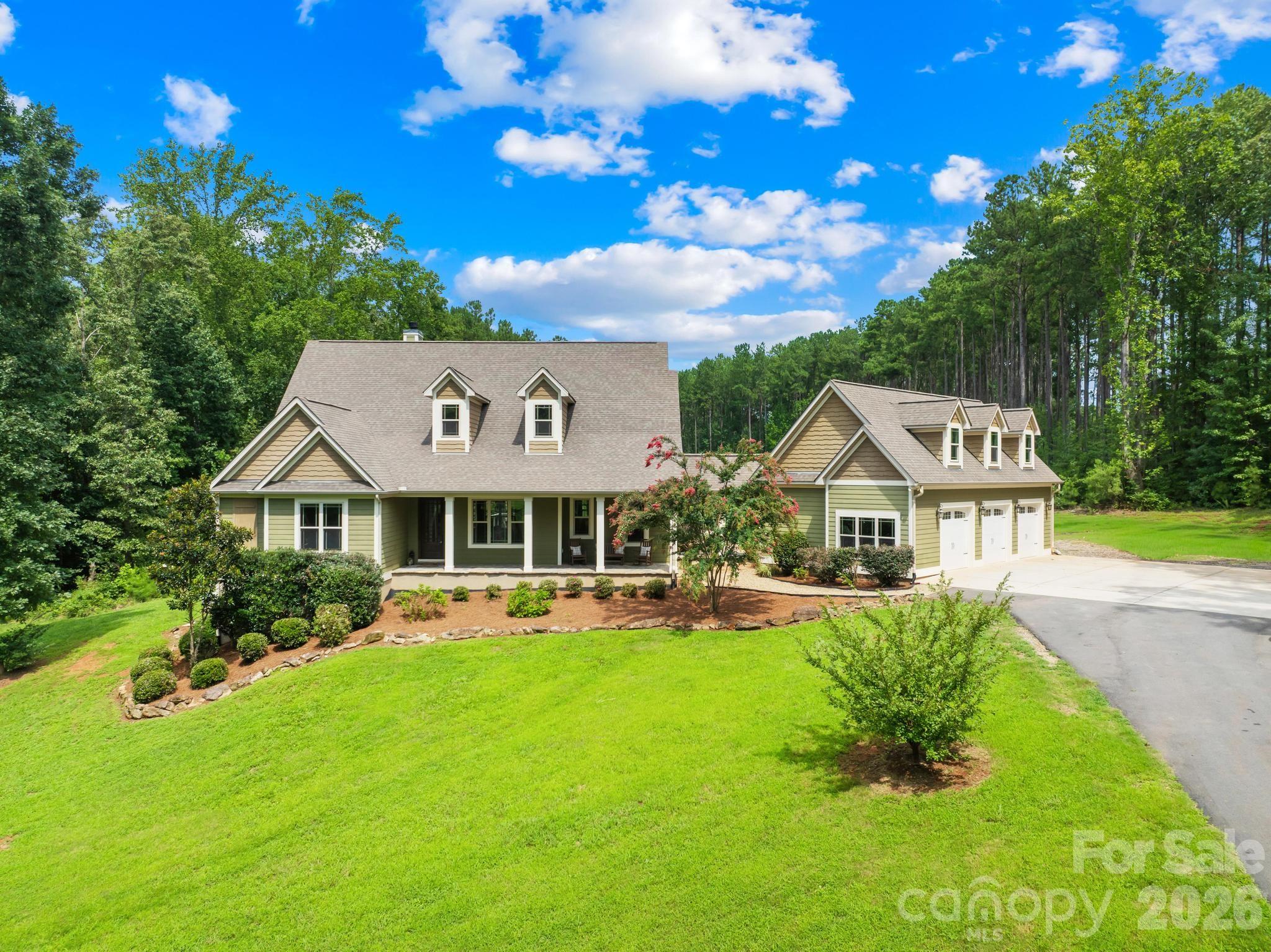 6334 Long Island Road — Catawba