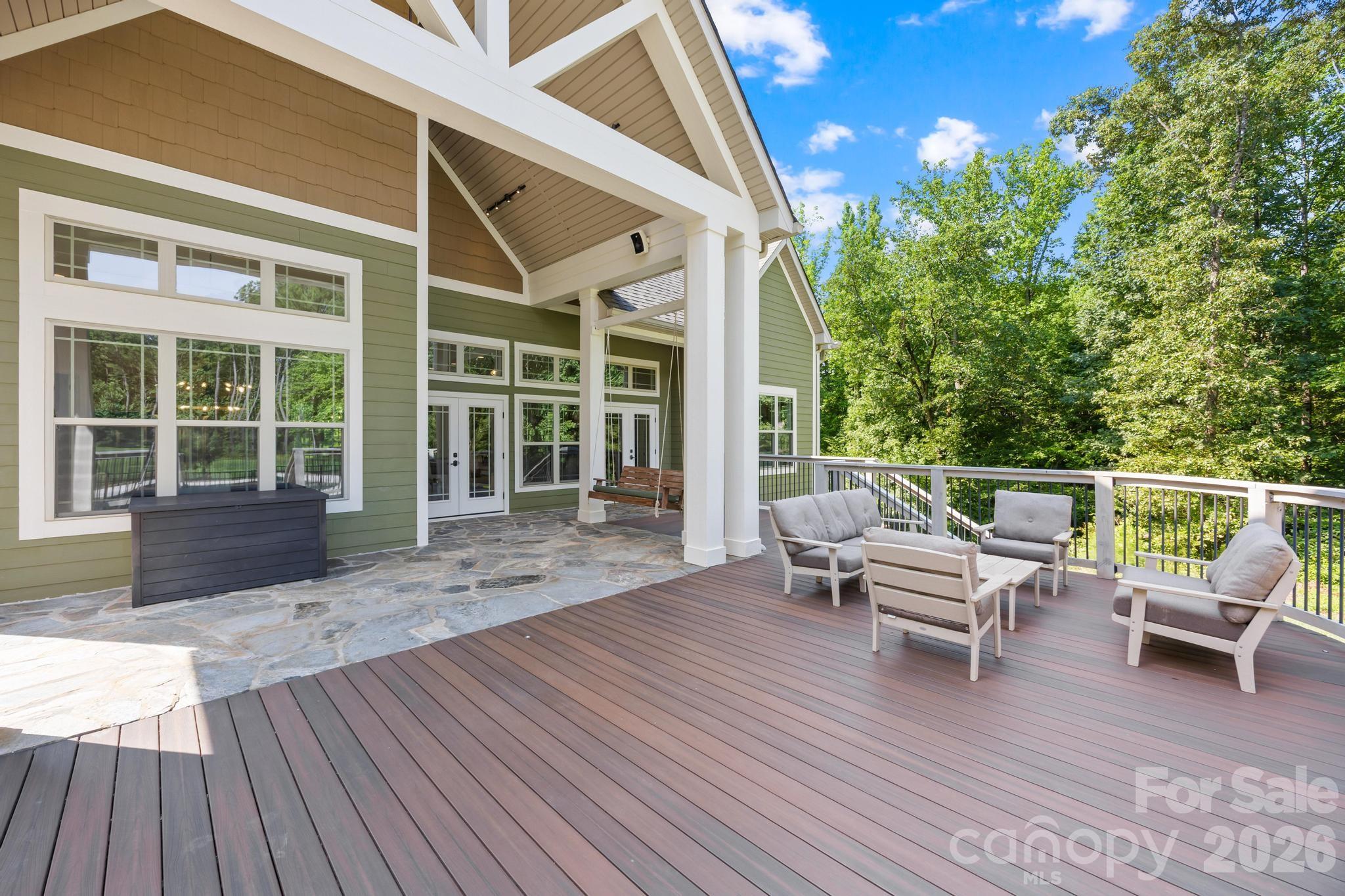 6334 Long Island Road — Catawba