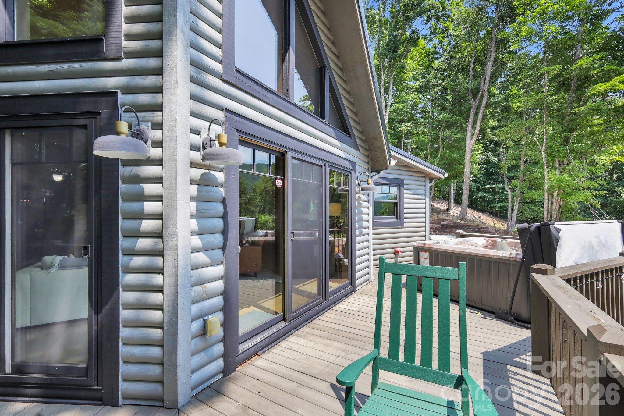 1416 Indian Lake Drive — West Jefferson