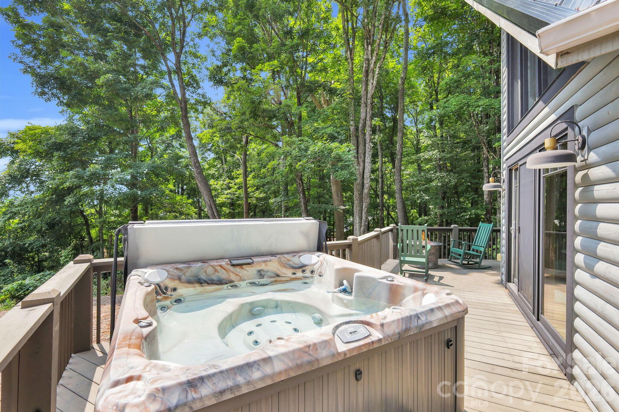 1416 Indian Lake Drive — West Jefferson