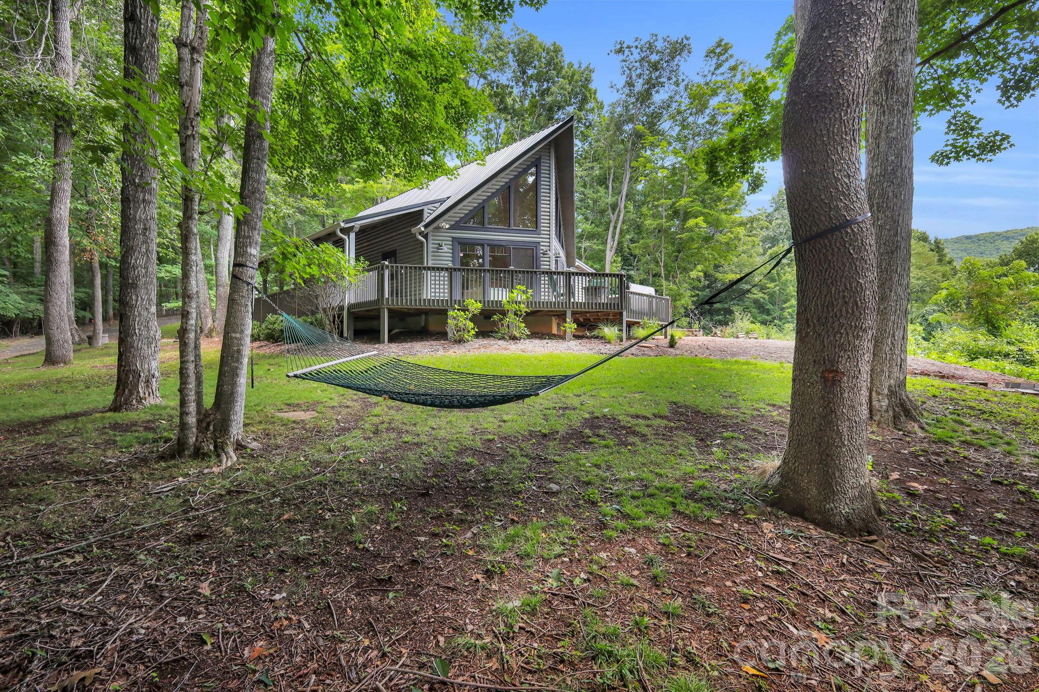 1416 Indian Lake Drive — West Jefferson