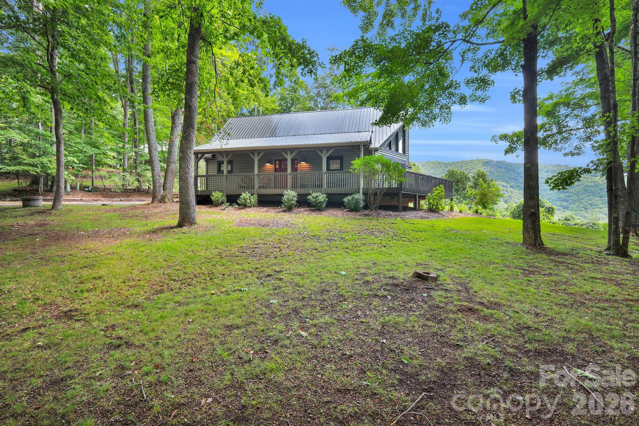 1416 Indian Lake Drive — West Jefferson