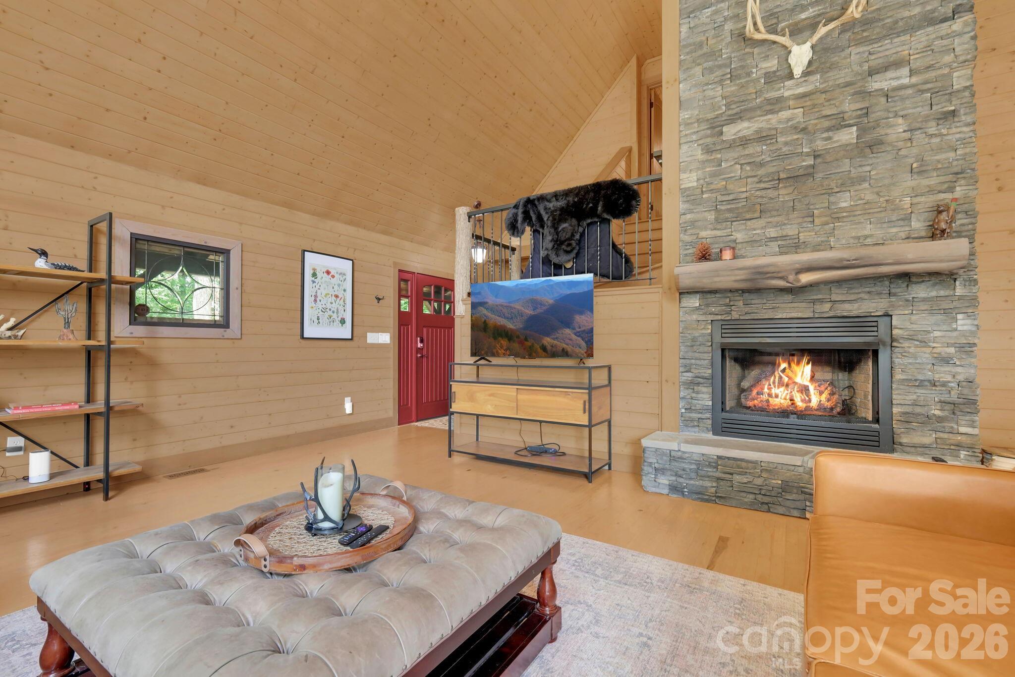 1416 Indian Lake Drive — West Jefferson