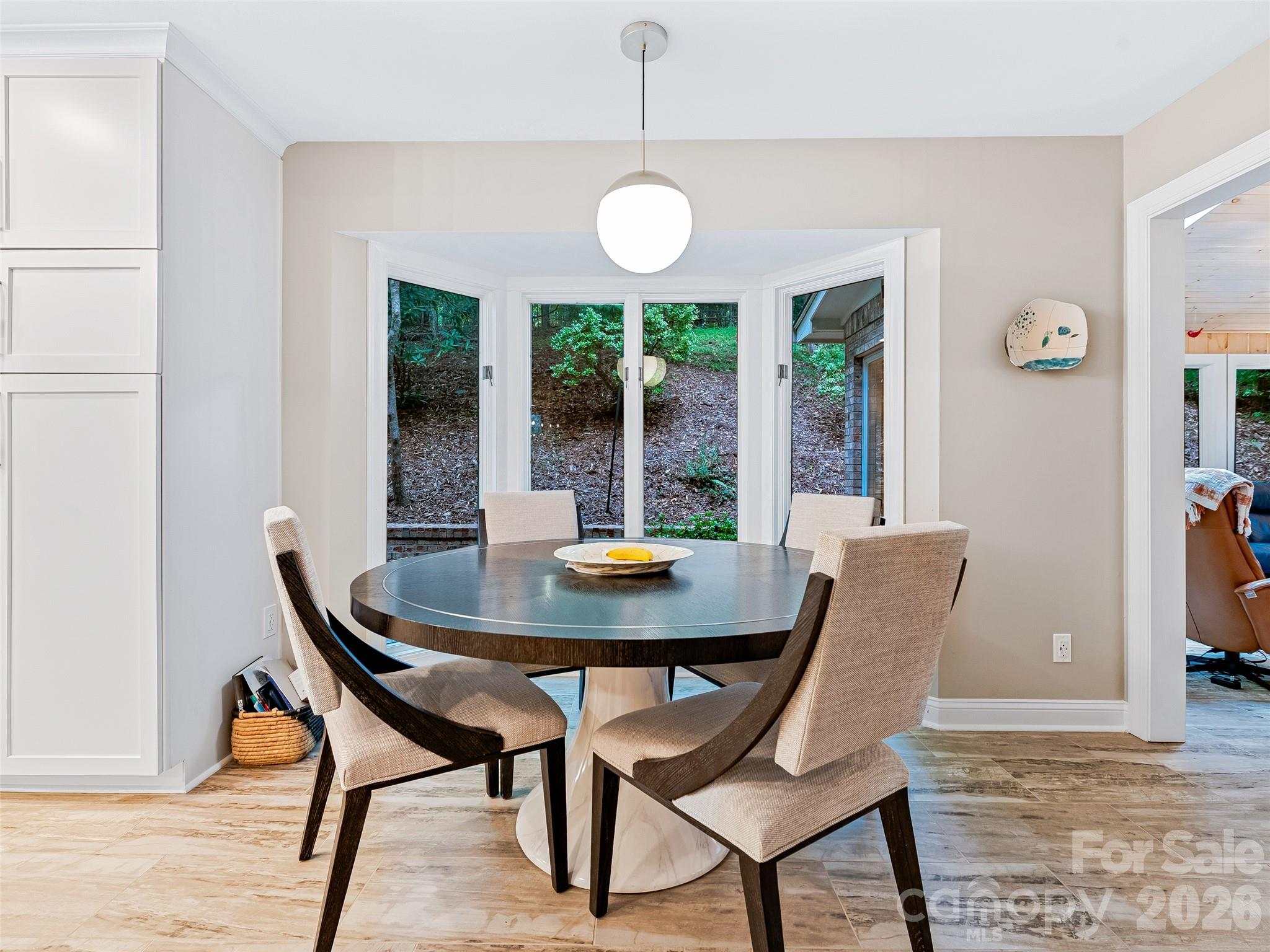 105 Galloway Drive — Asheville
