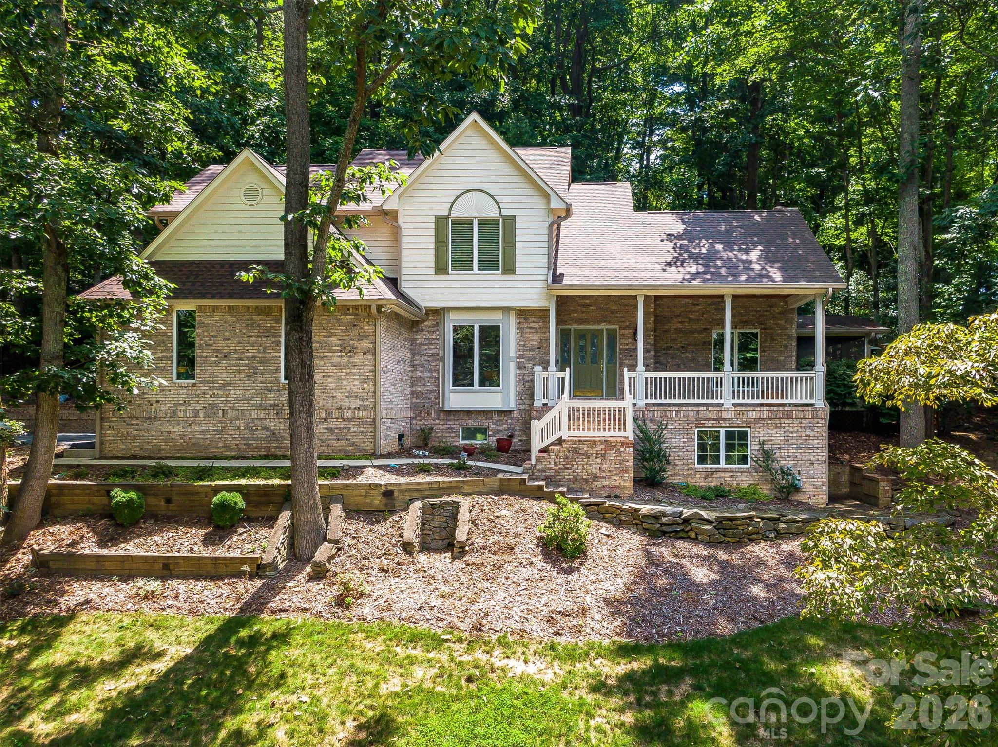 105 Galloway Drive — Asheville