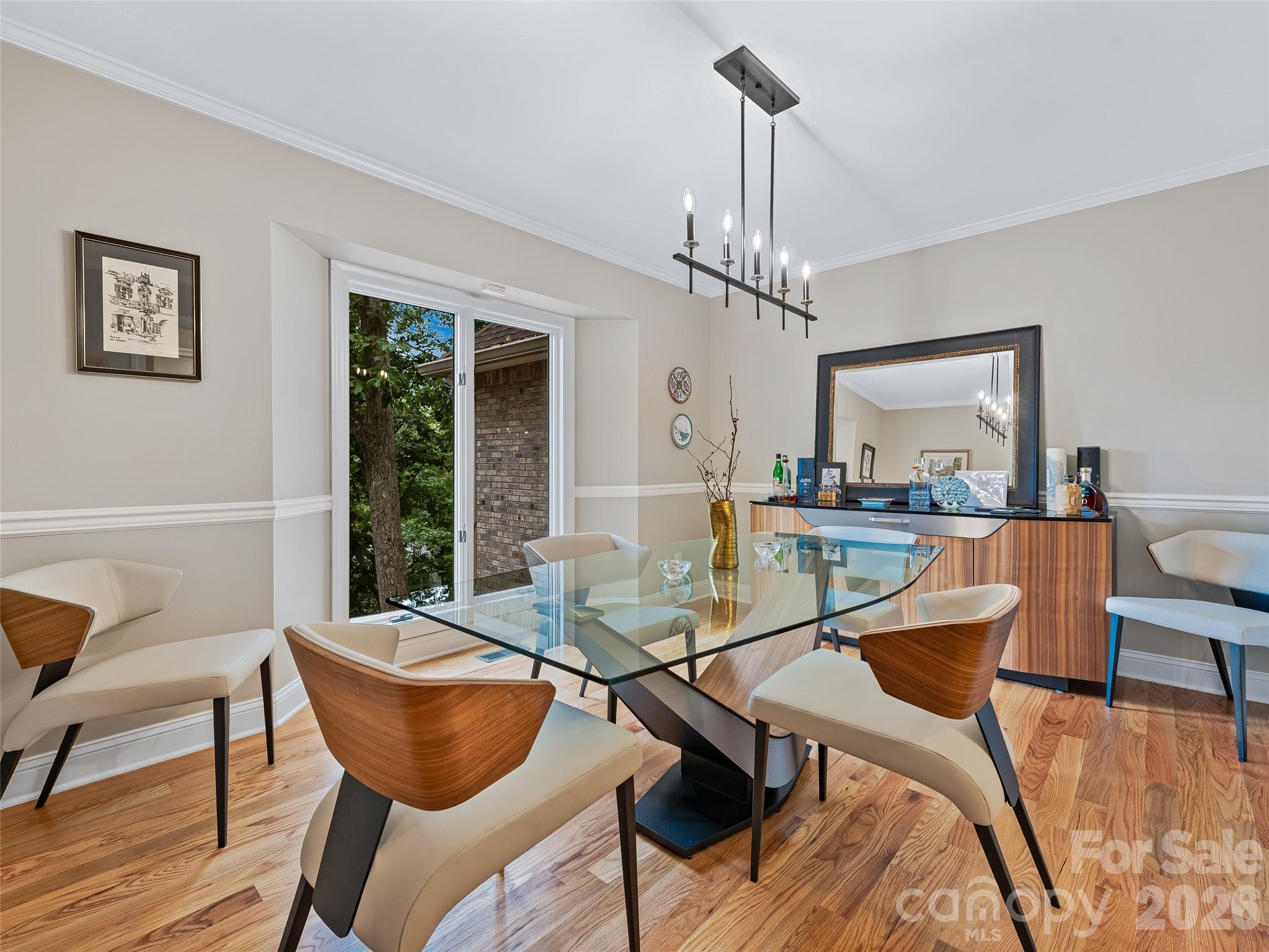 105 Galloway Drive — Asheville