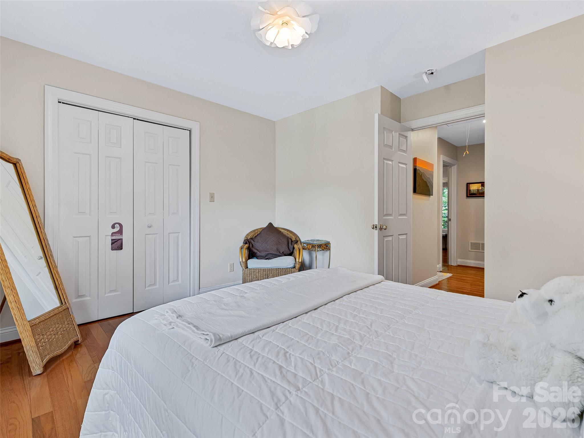 105 Galloway Drive — Asheville