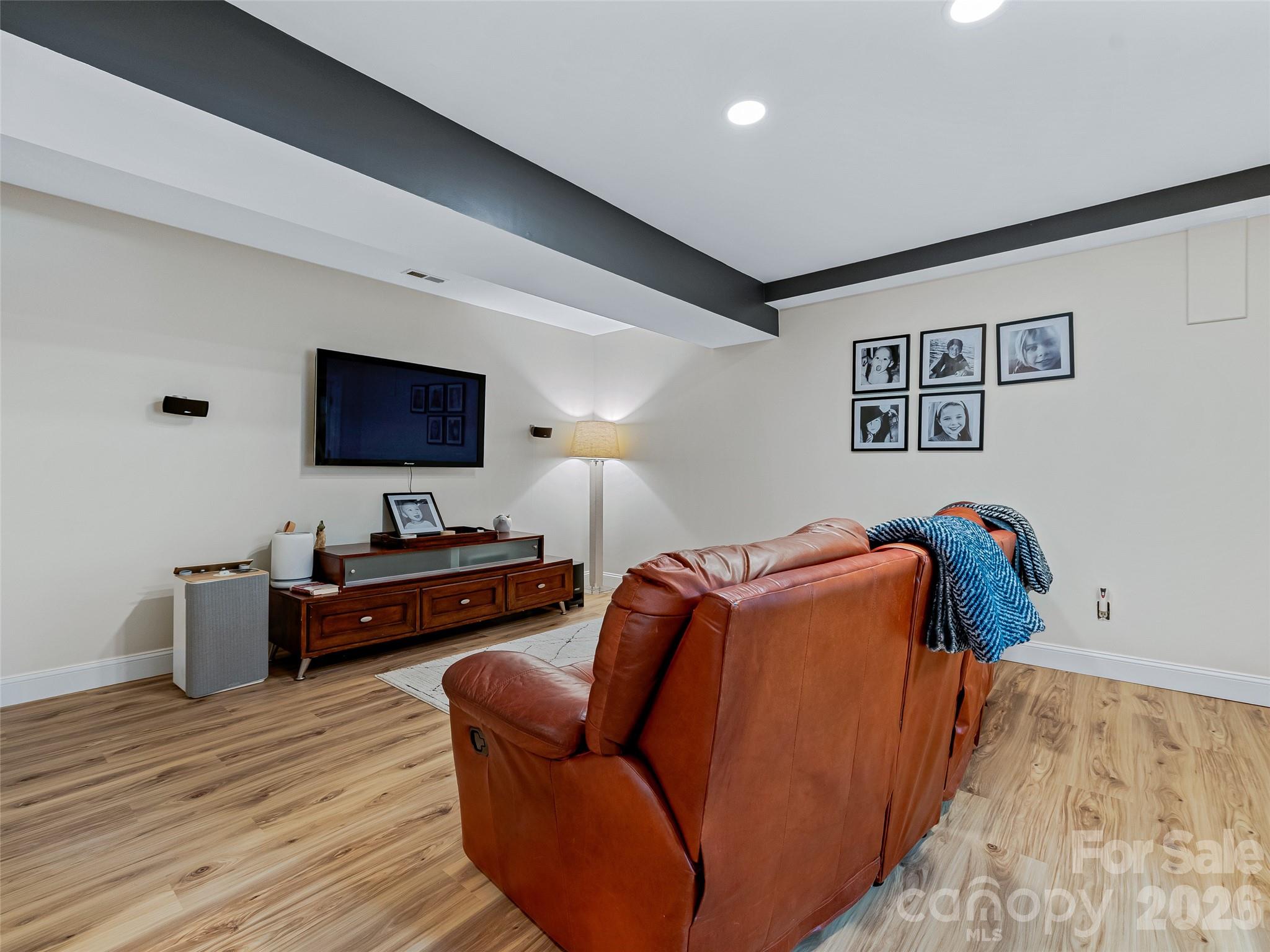 105 Galloway Drive — Asheville