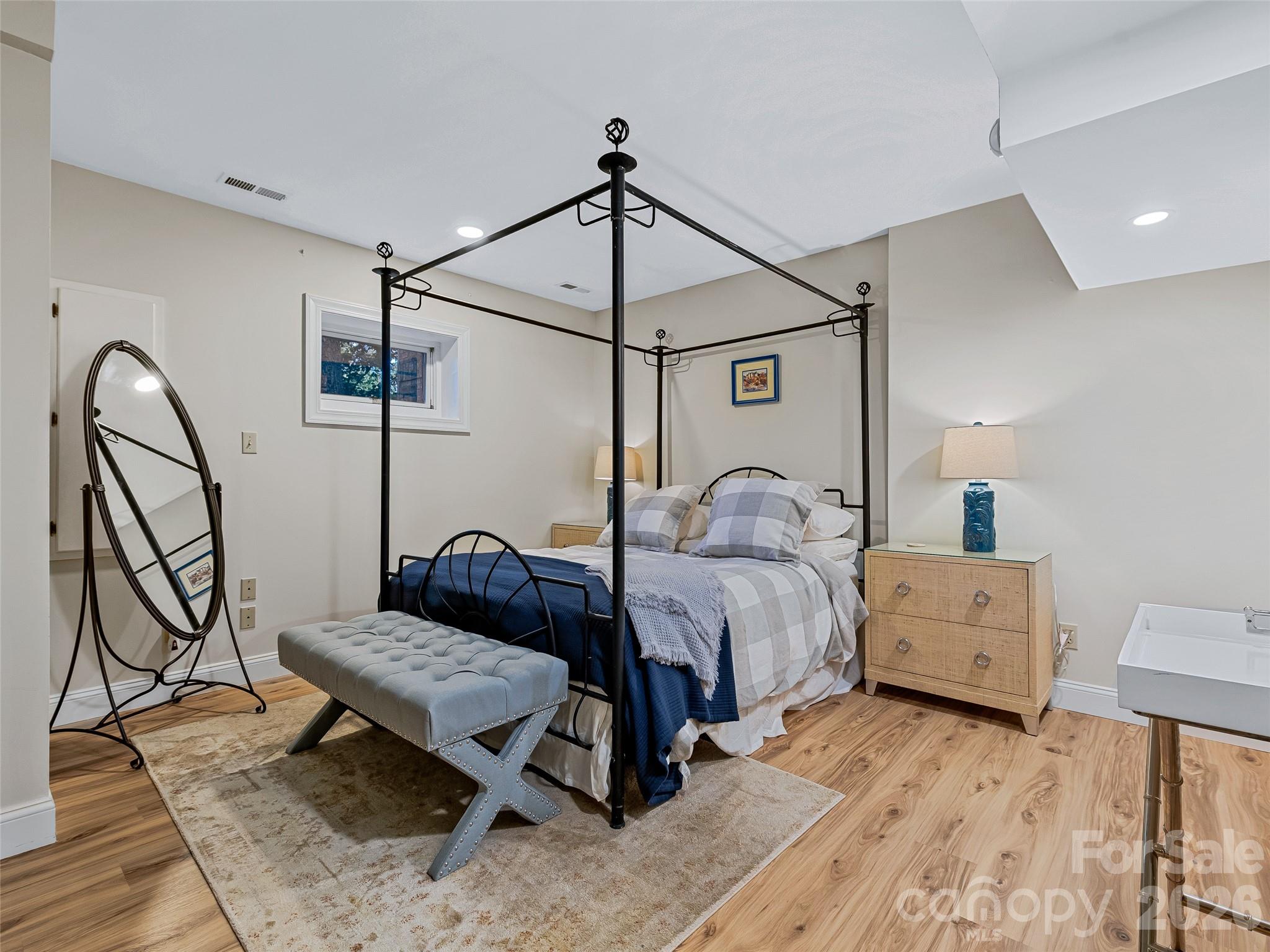 105 Galloway Drive — Asheville