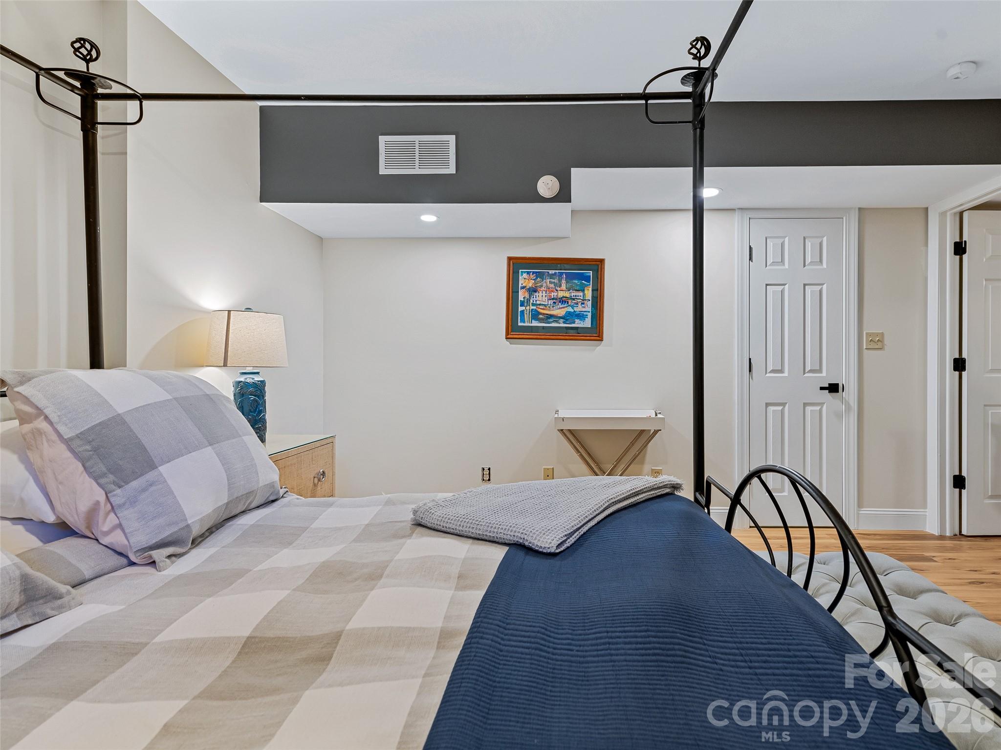 105 Galloway Drive — Asheville