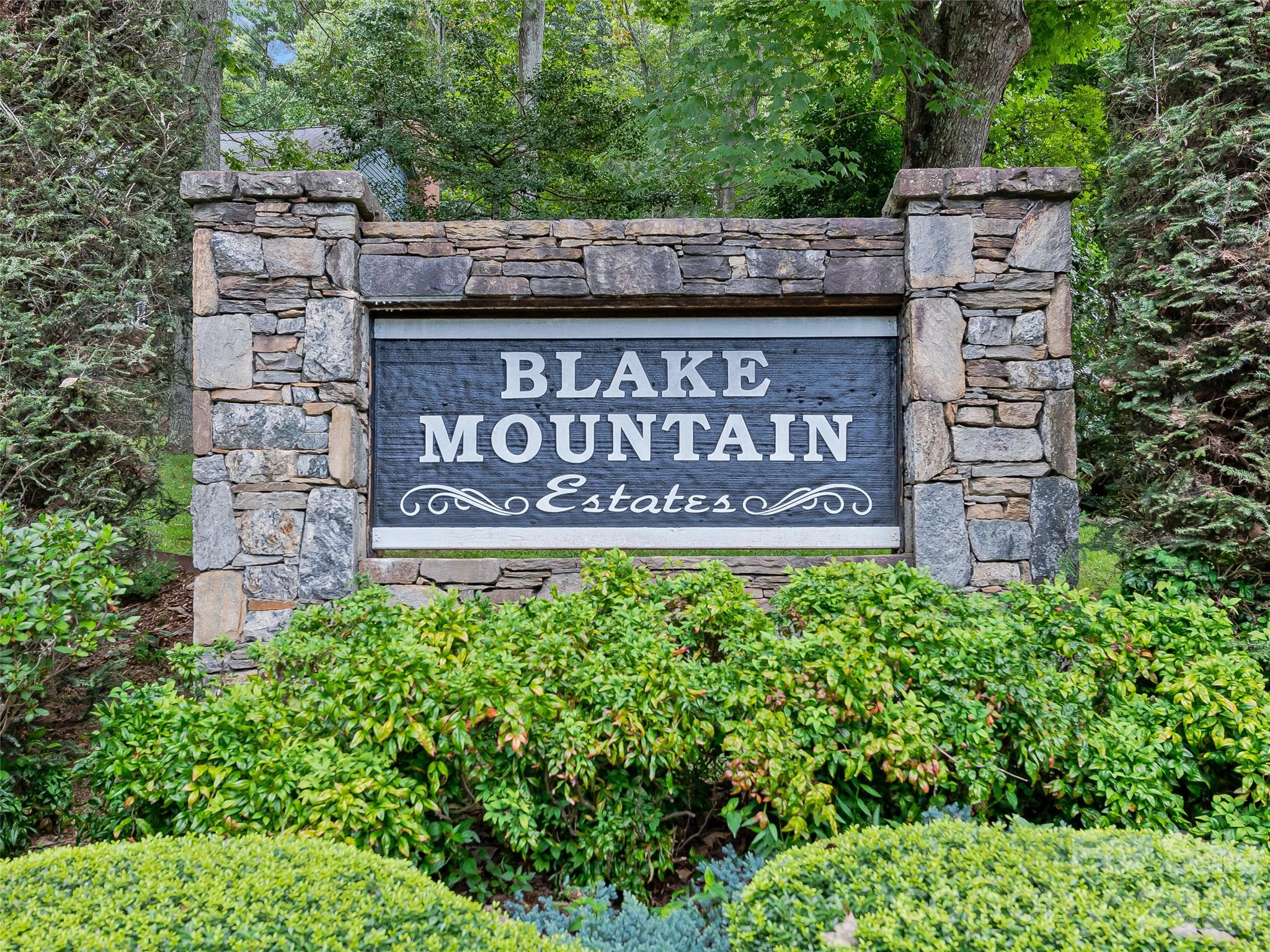 105 Galloway Drive — Asheville