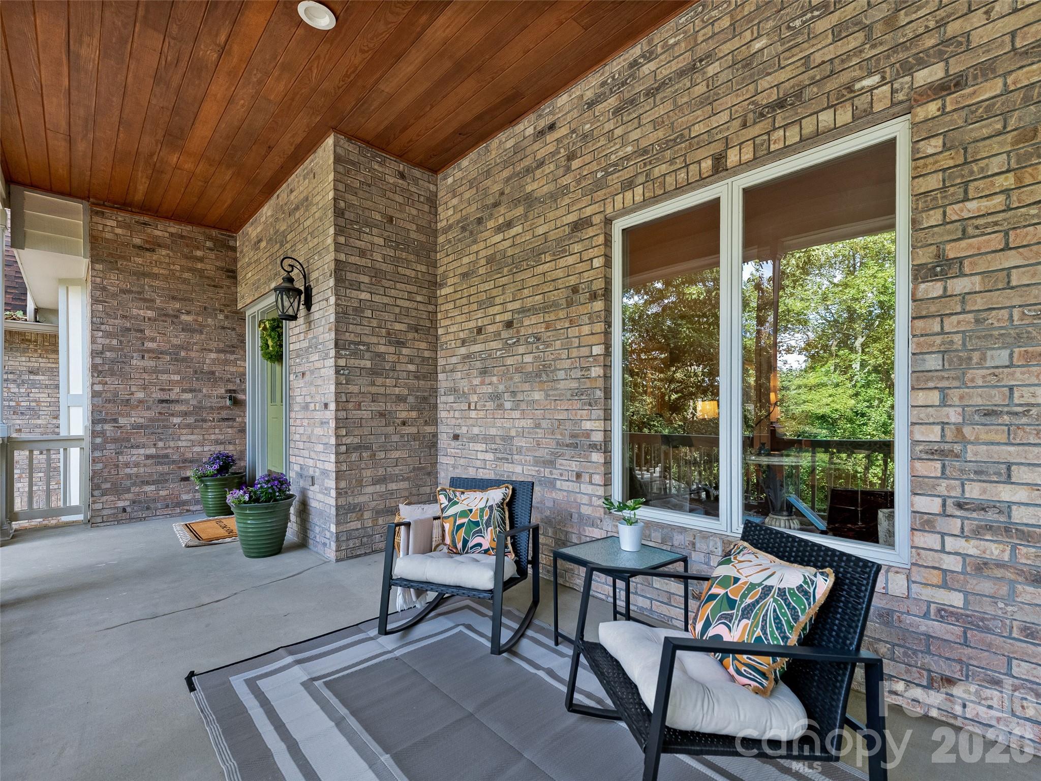 105 Galloway Drive — Asheville